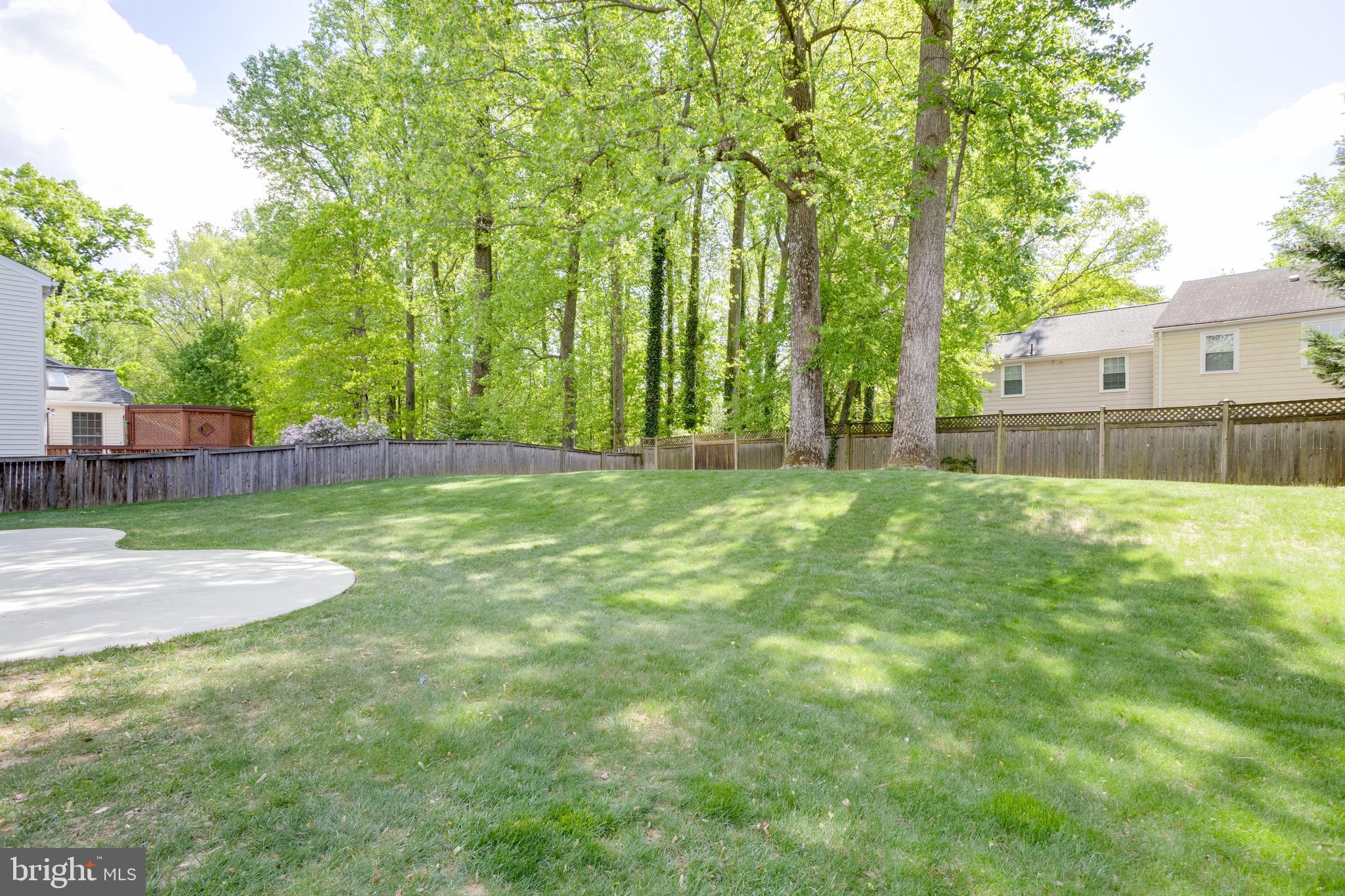 BENT TREE - Residential