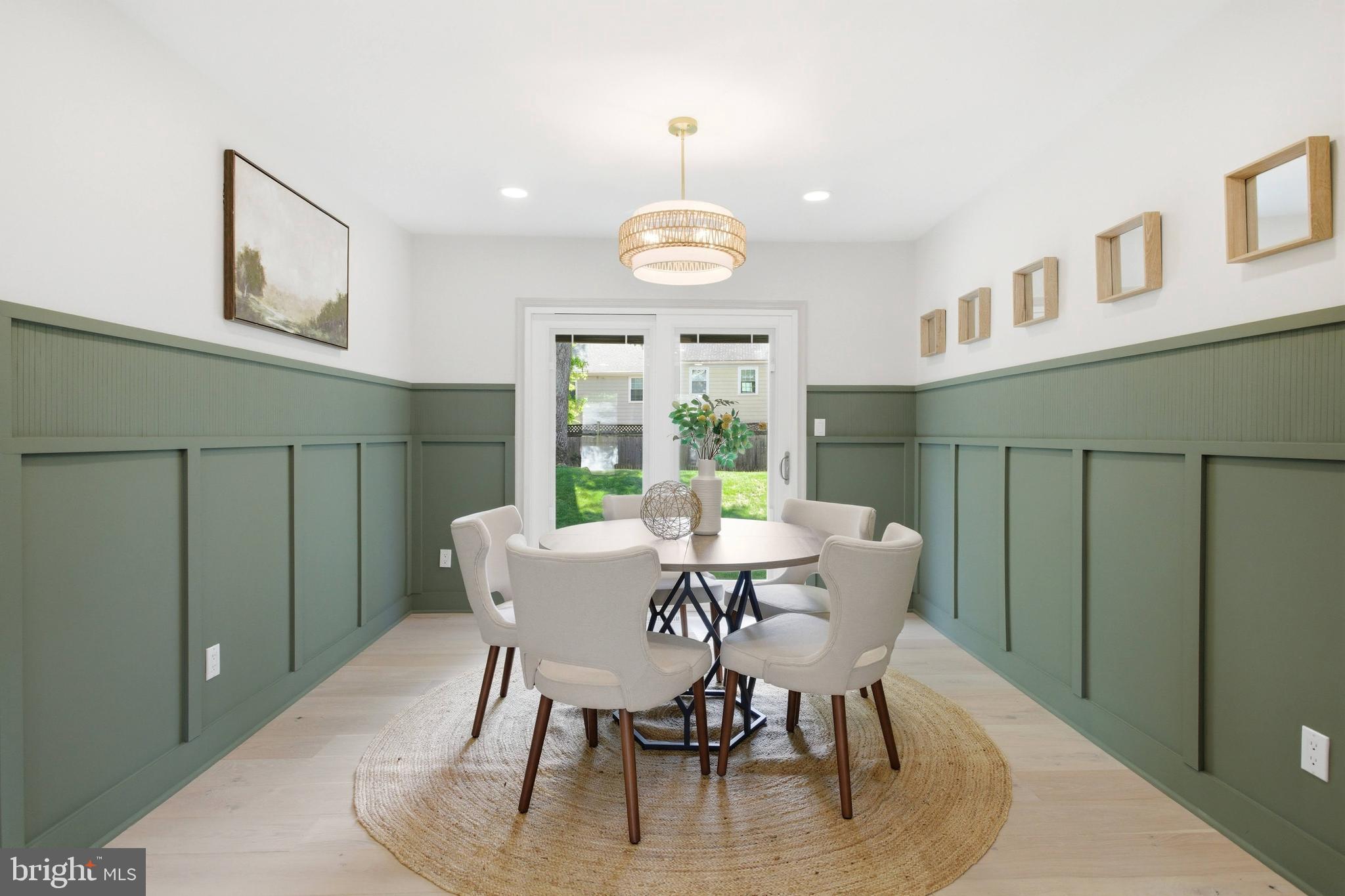 BENT TREE - Residential