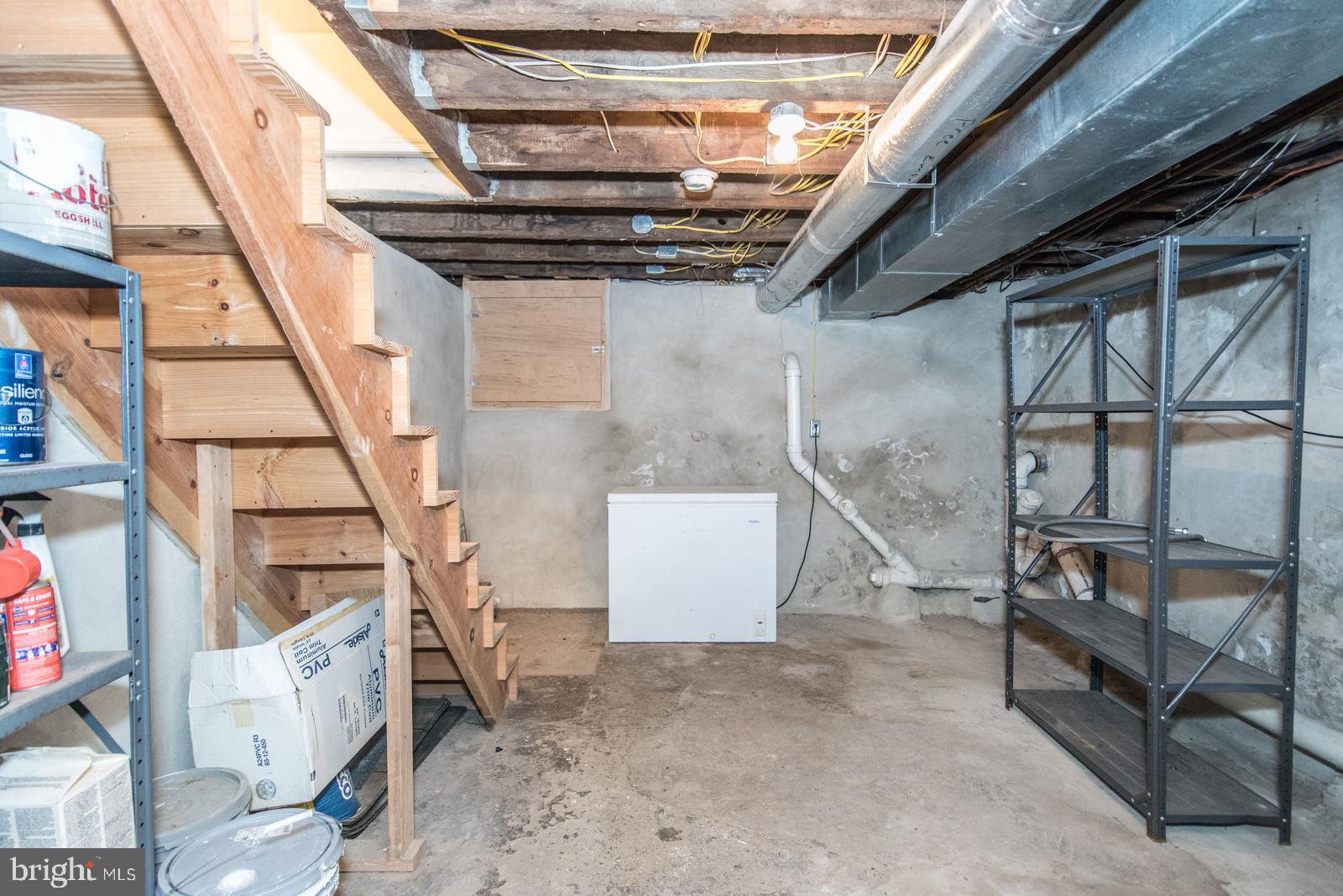 BRIDESBURG - Residential