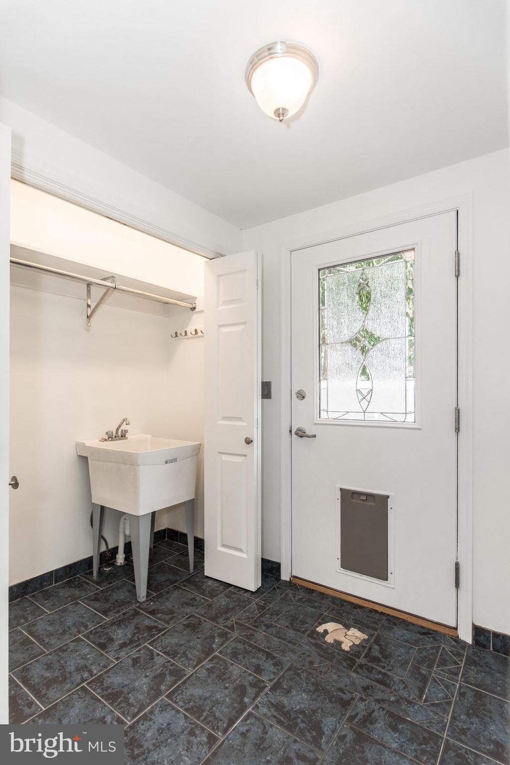 BRIDESBURG - Residential