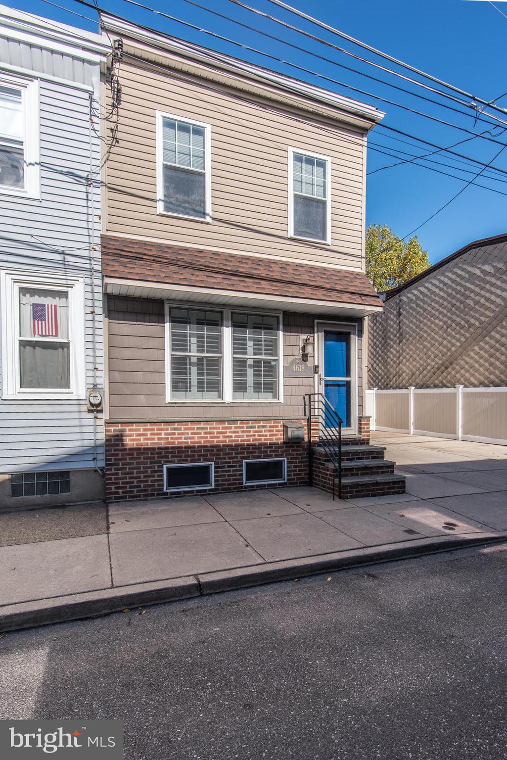 BRIDESBURG - Residential