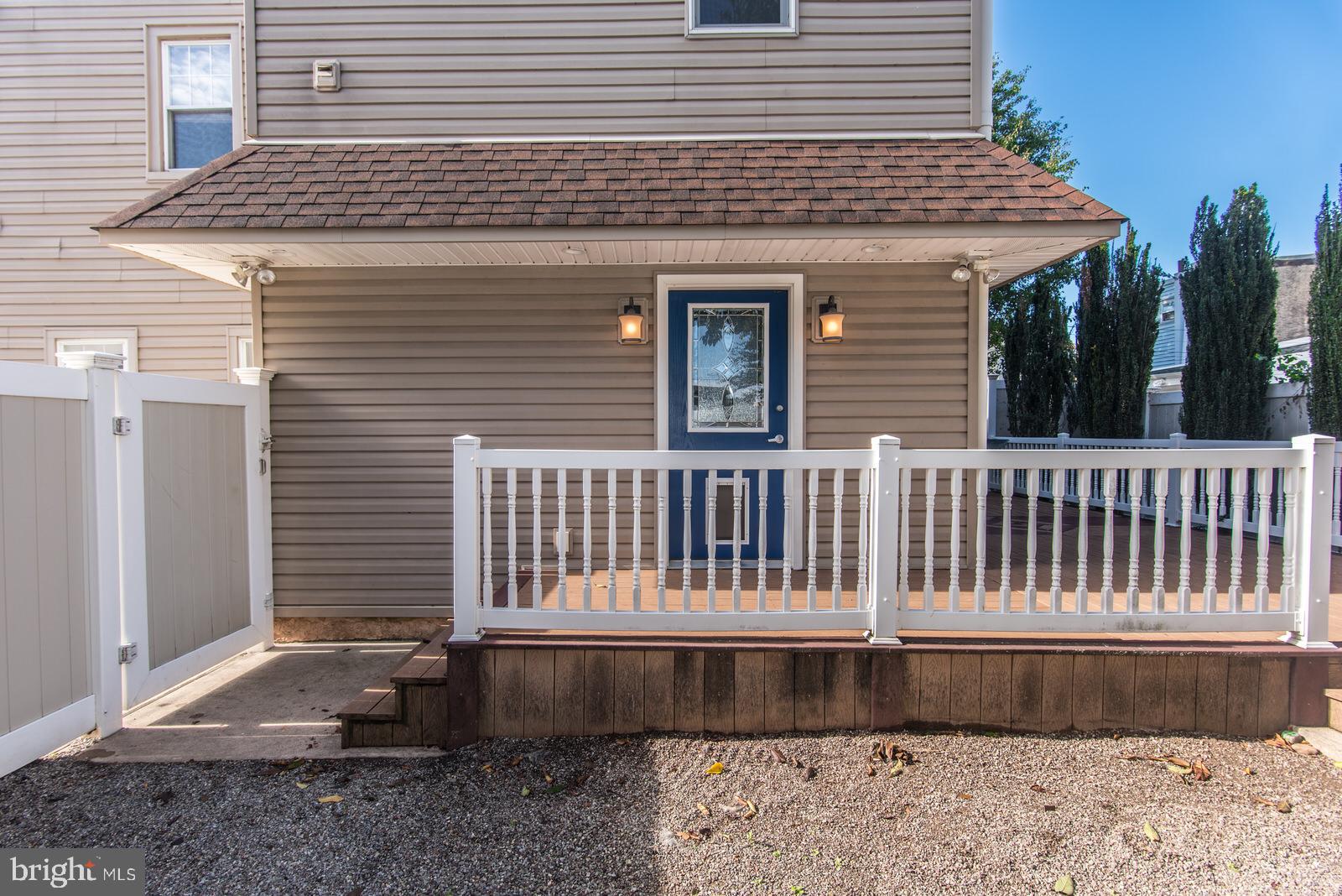 BRIDESBURG - Residential