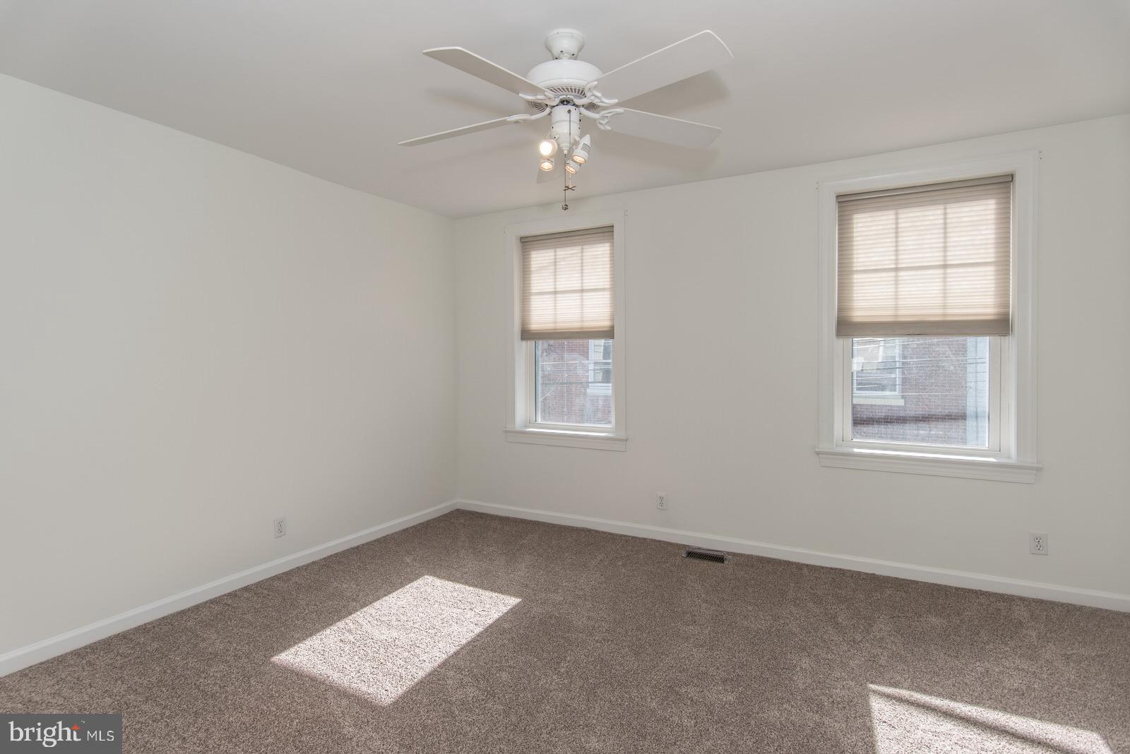 BRIDESBURG - Residential