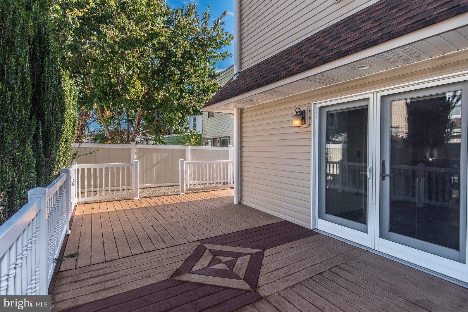 BRIDESBURG - Residential