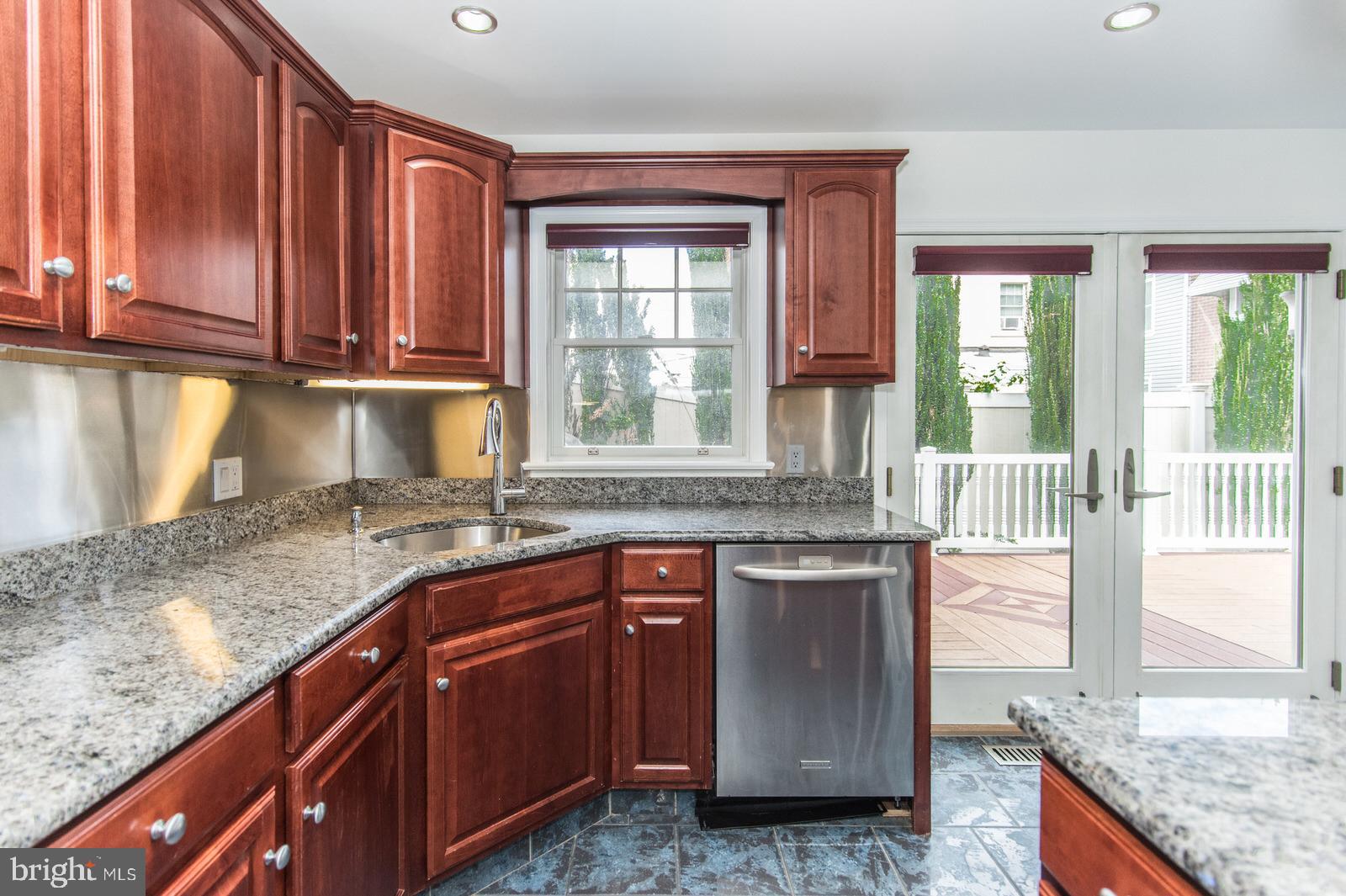 BRIDESBURG - Residential