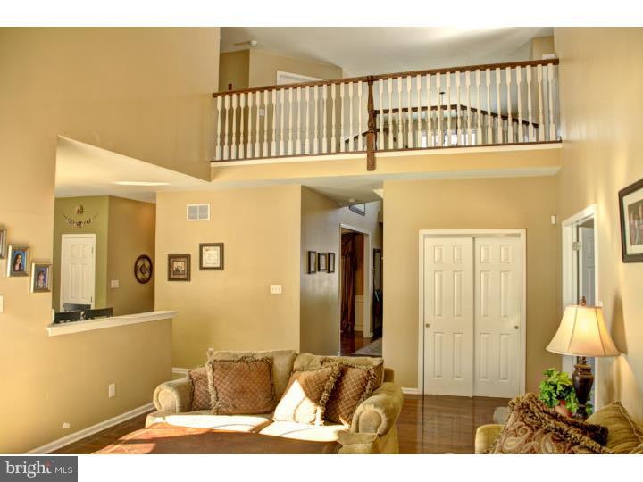 LANSDALE - Residential