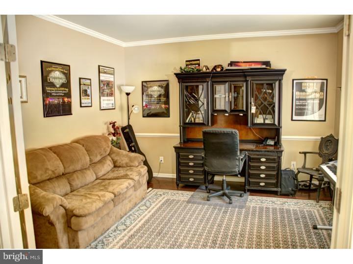 LANSDALE - Residential
