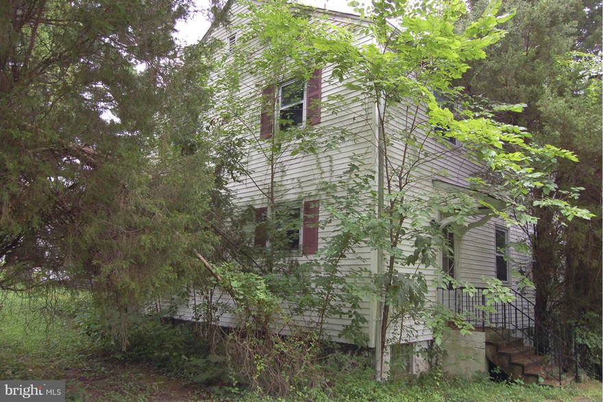 Rare opportunity to fix up a wonderful home in Ruxton/Riderwood! Just over an acre and possibly can be subdivided. Wood floors, large rooms, side porch. Needs a lot of work on house and landscaping. Please call with any questions.