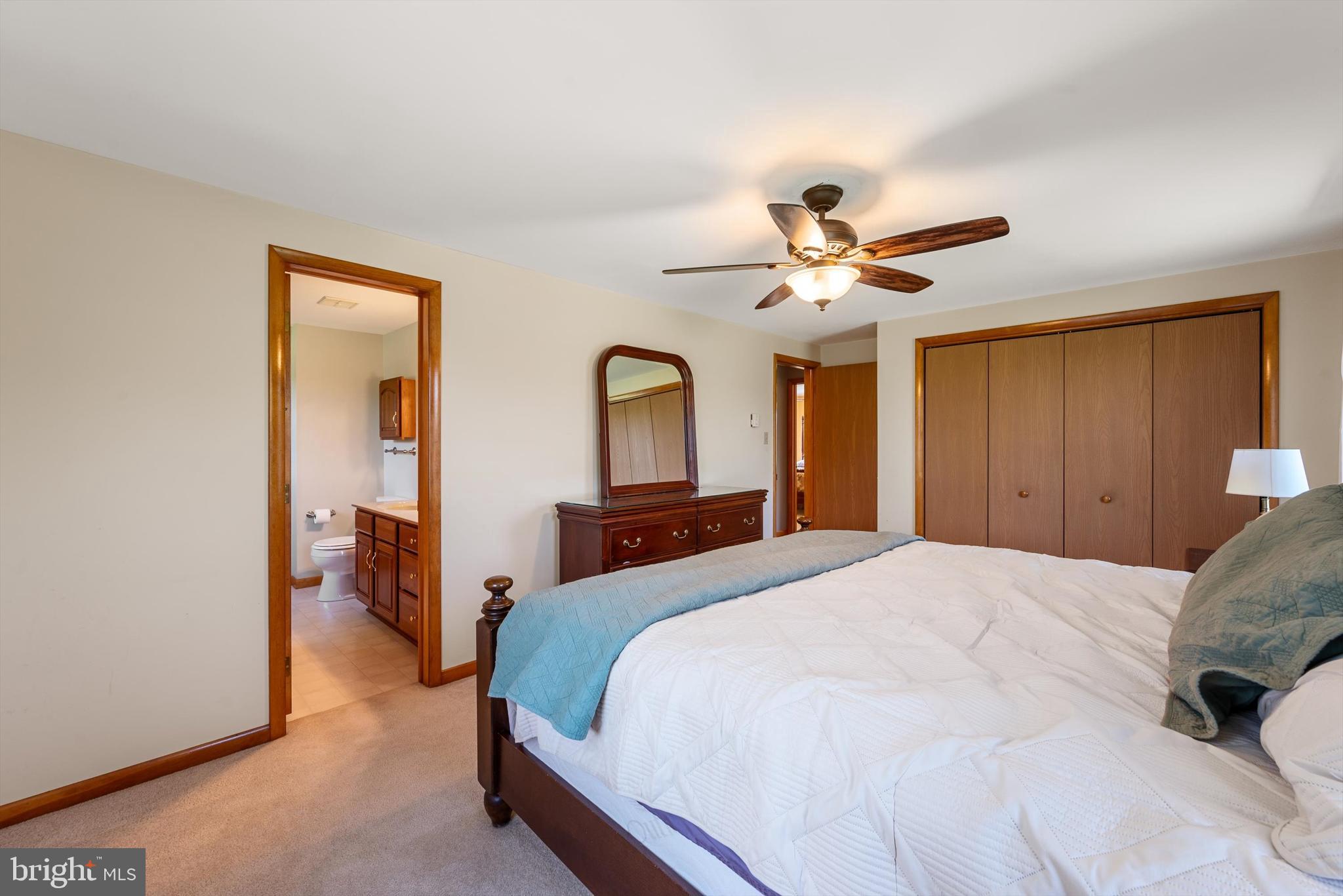 PEMBROKE GROVE - Residential