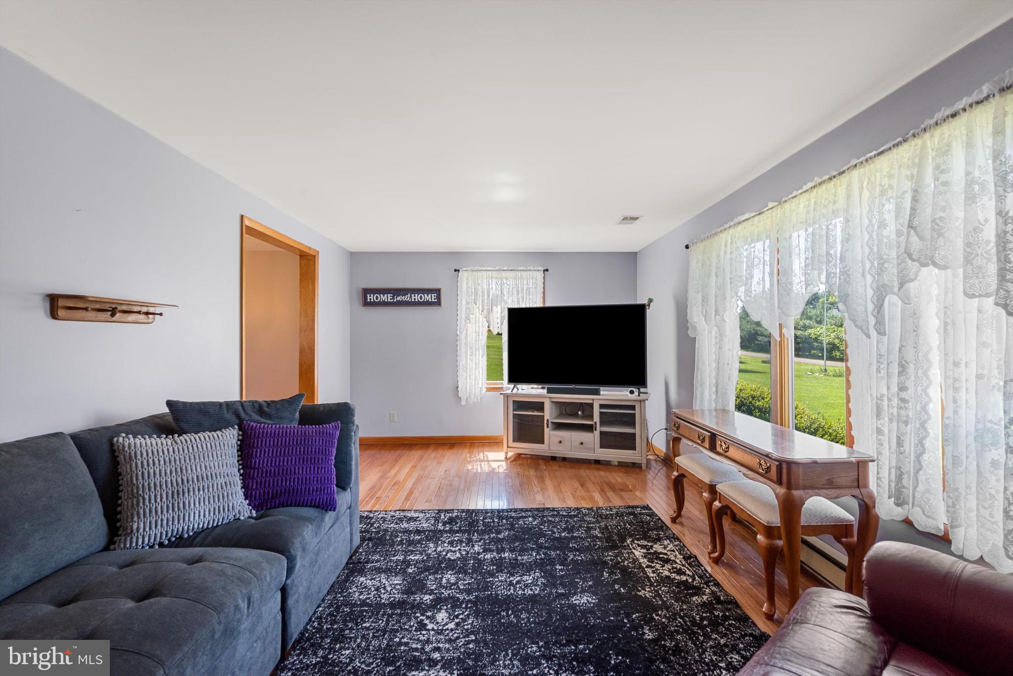 PEMBROKE GROVE - Residential