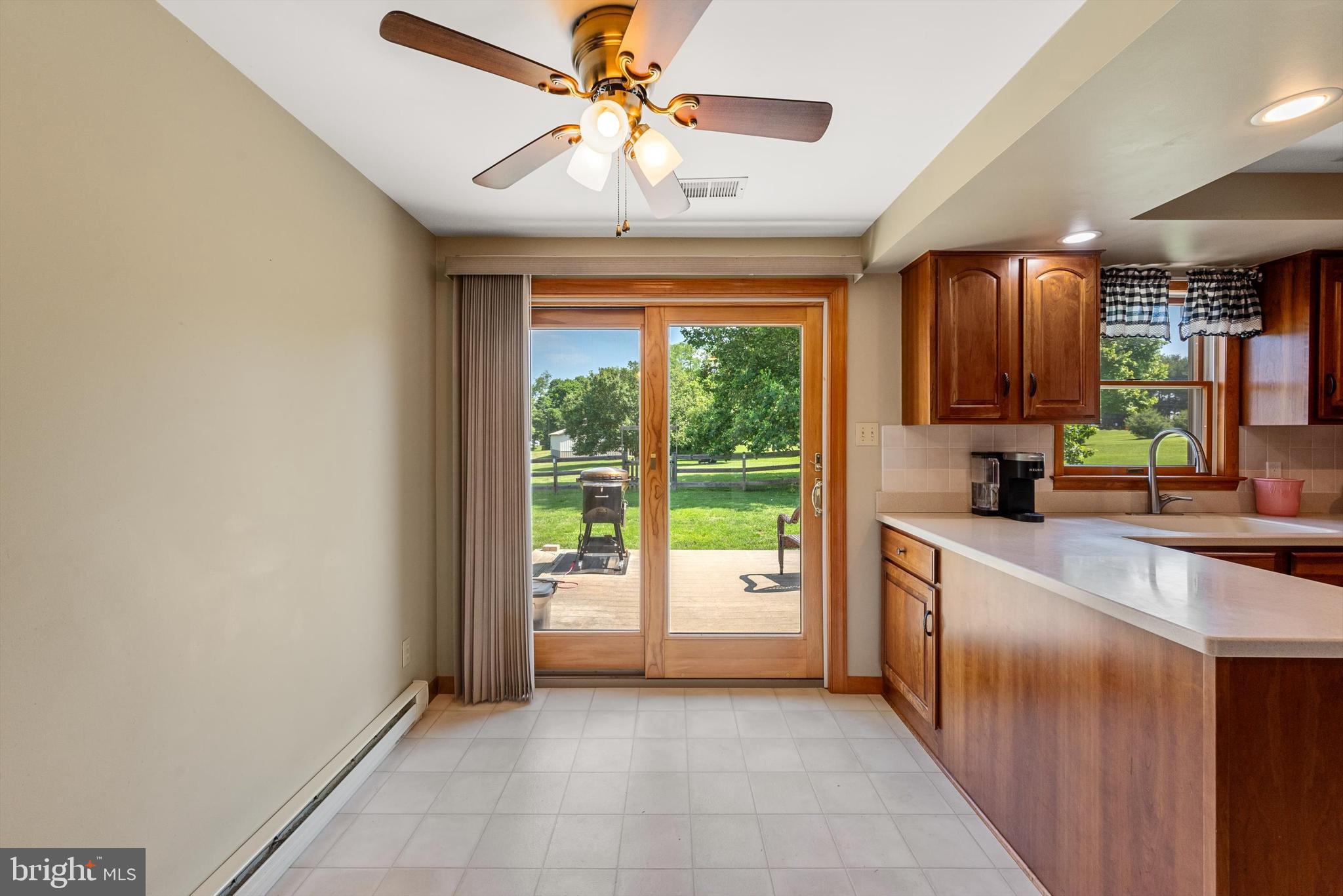 PEMBROKE GROVE - Residential