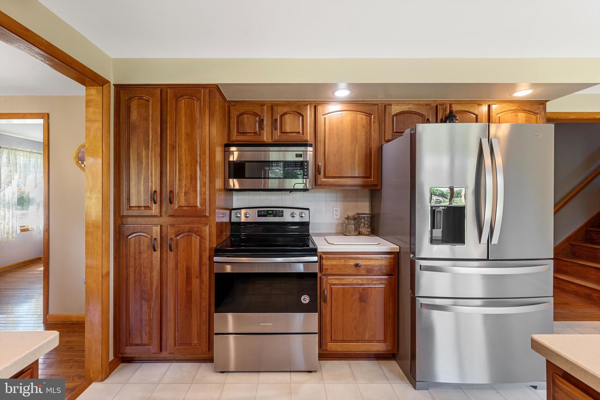 PEMBROKE GROVE - Residential