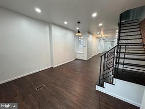 PORT RICHMOND - Residential