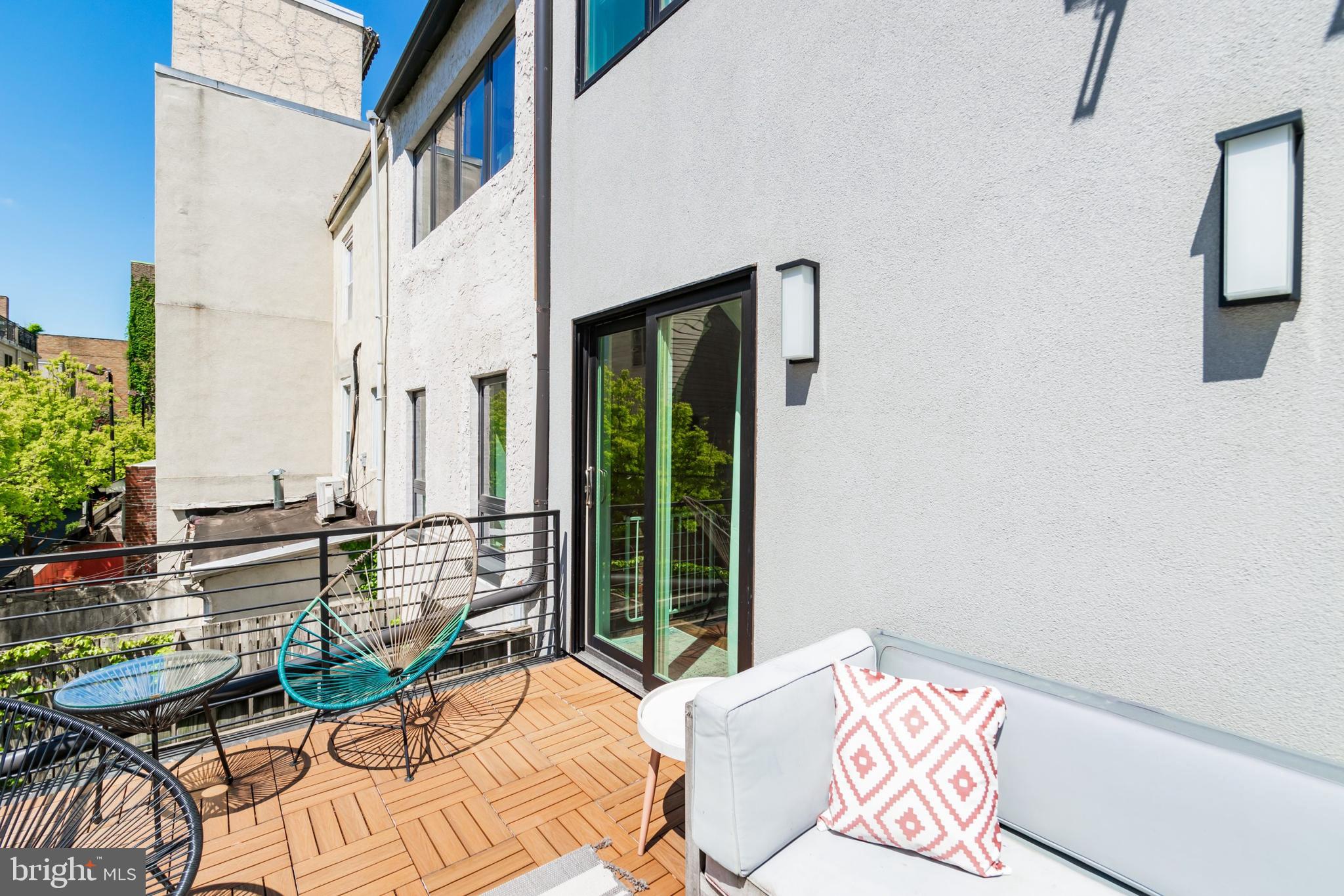 POINT BREEZE - Residential Lease