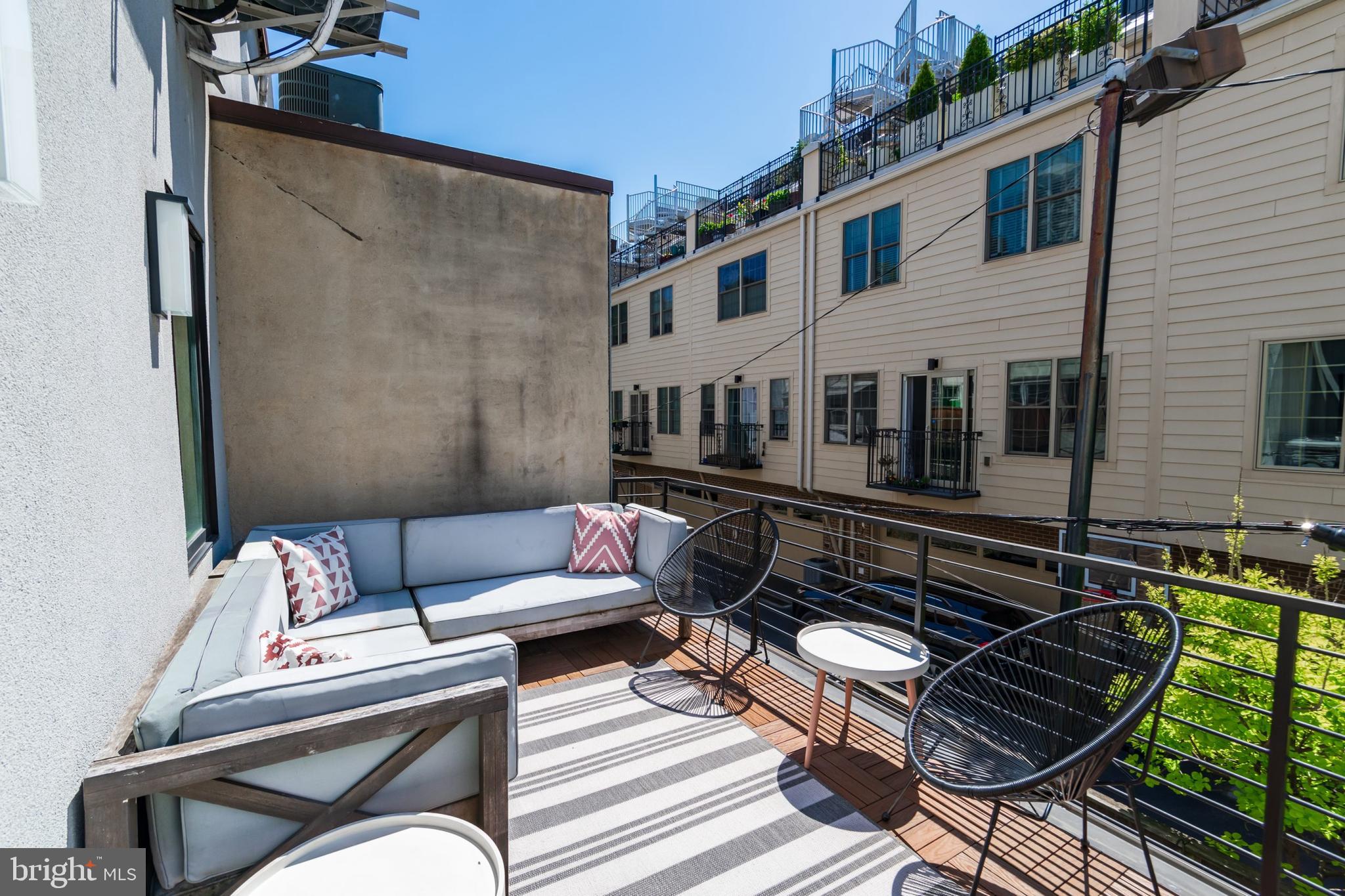 POINT BREEZE - Residential Lease