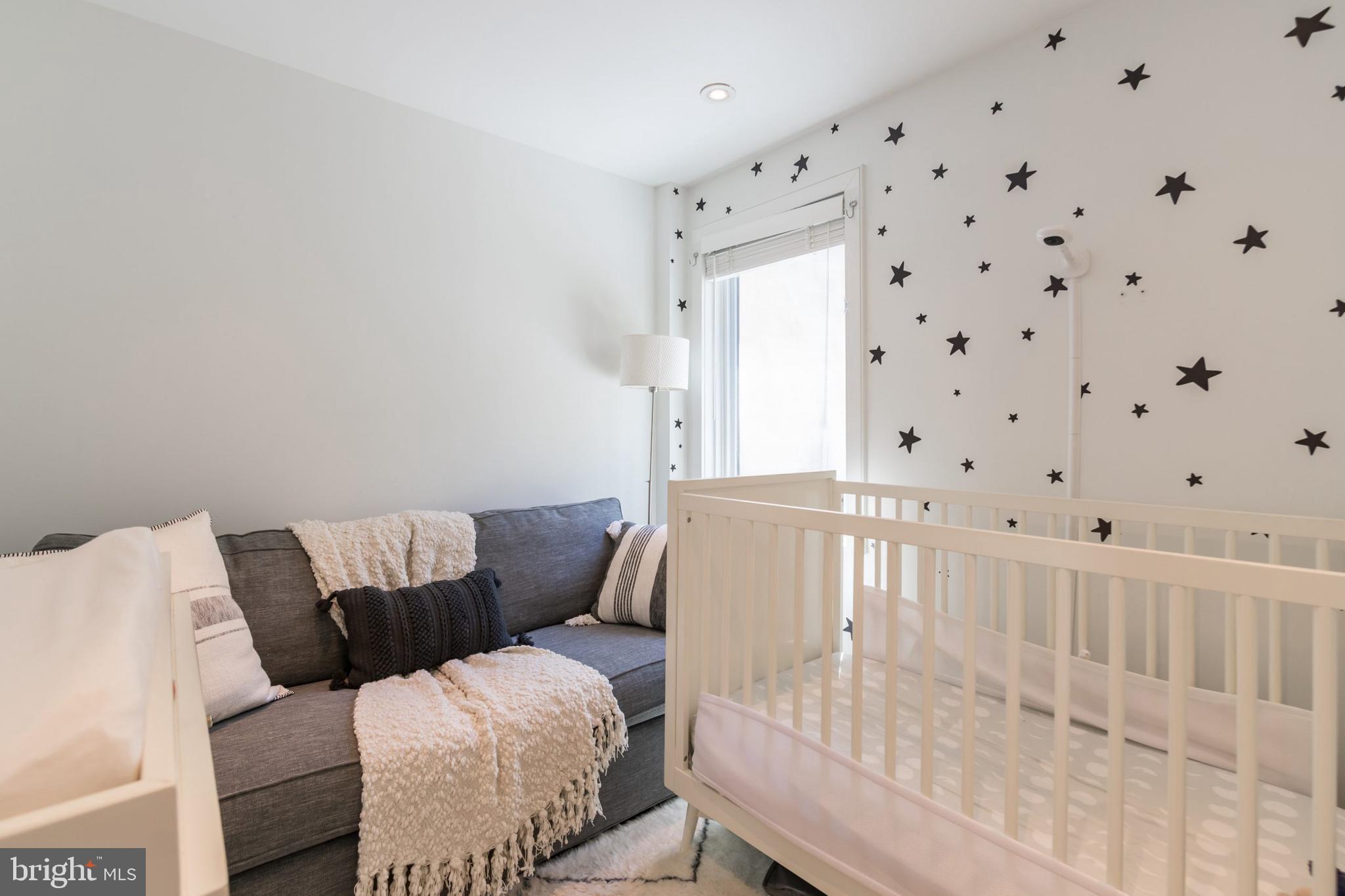 POINT BREEZE - Residential Lease