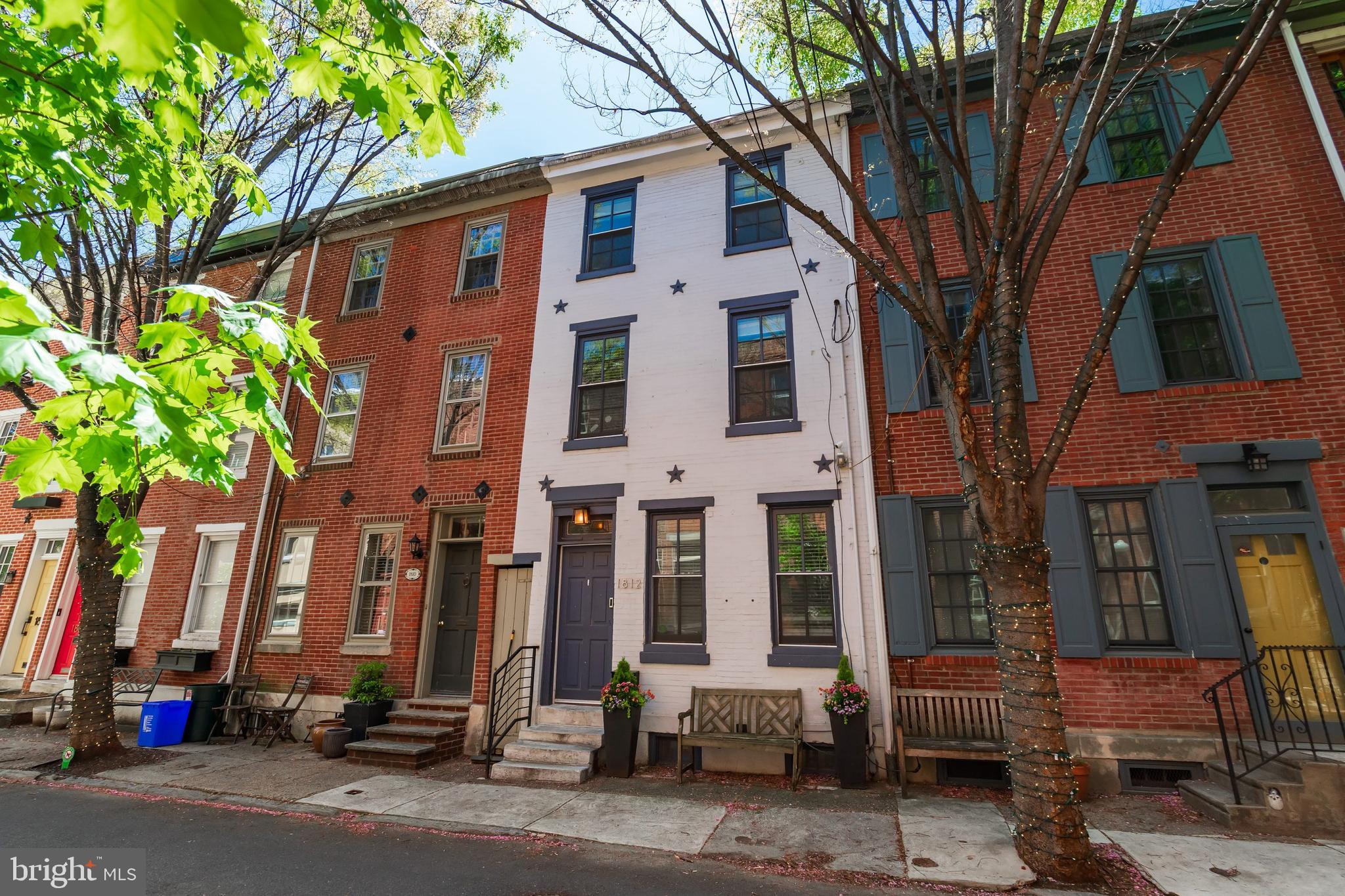 POINT BREEZE - Residential Lease