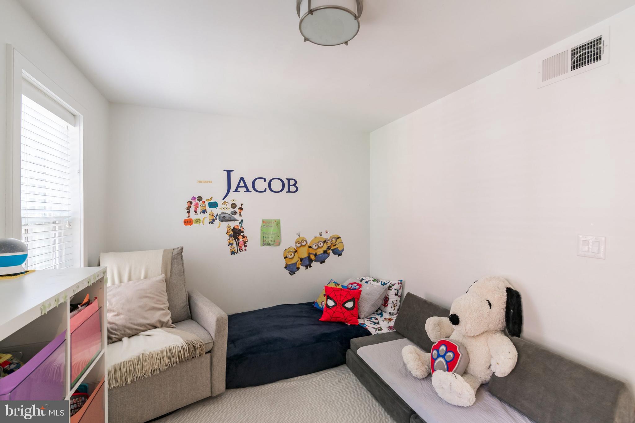 POINT BREEZE - Residential Lease