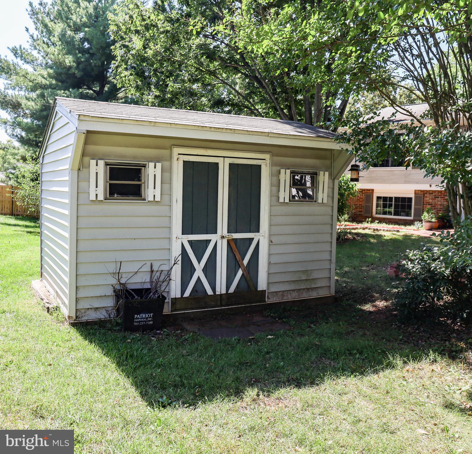 WEST OX CLUSTER - Residential Lease