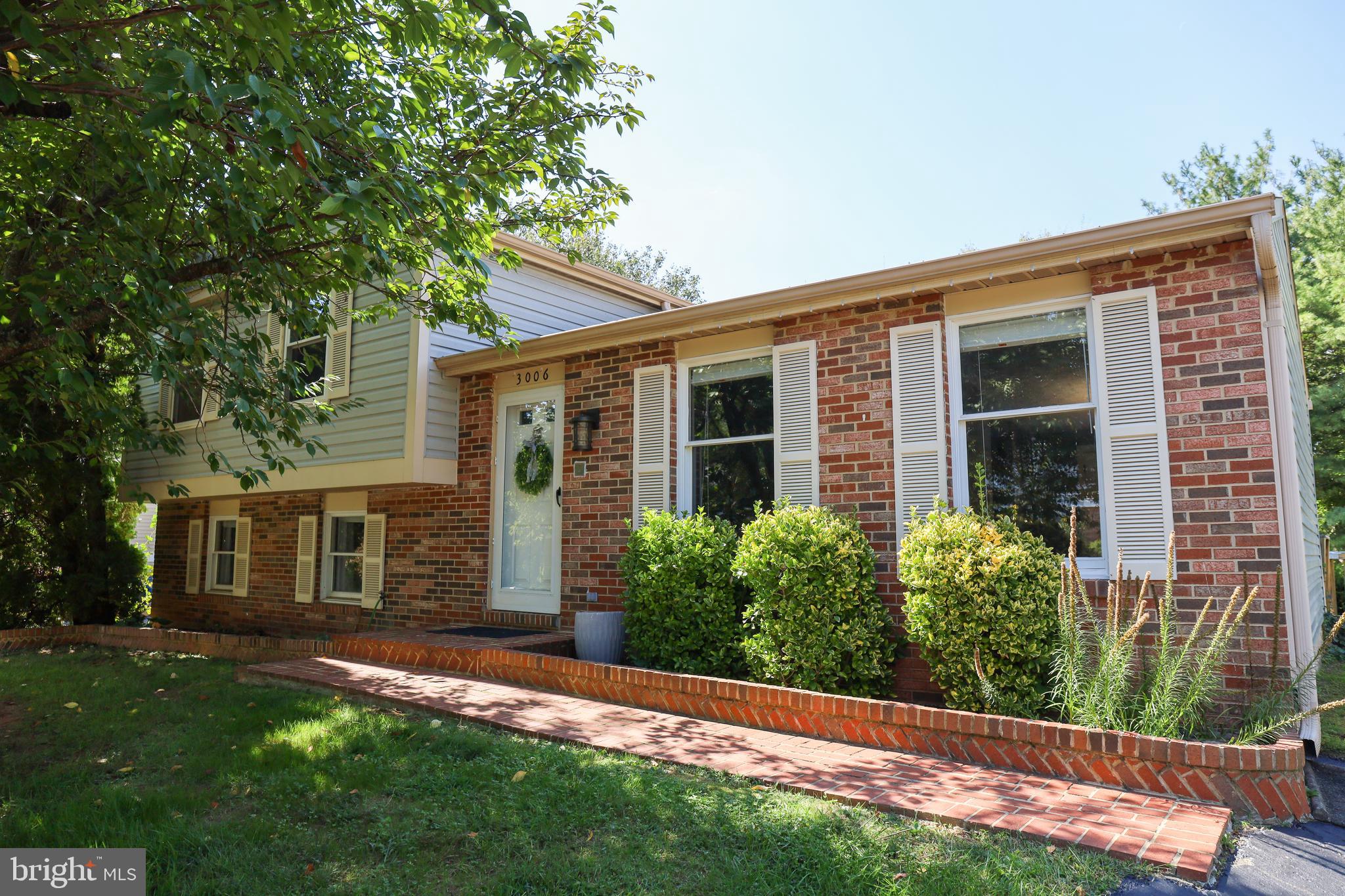 WEST OX CLUSTER - Residential Lease