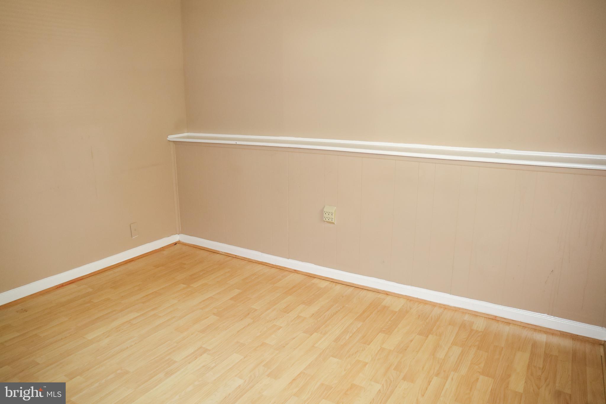 WEST OX CLUSTER - Residential Lease