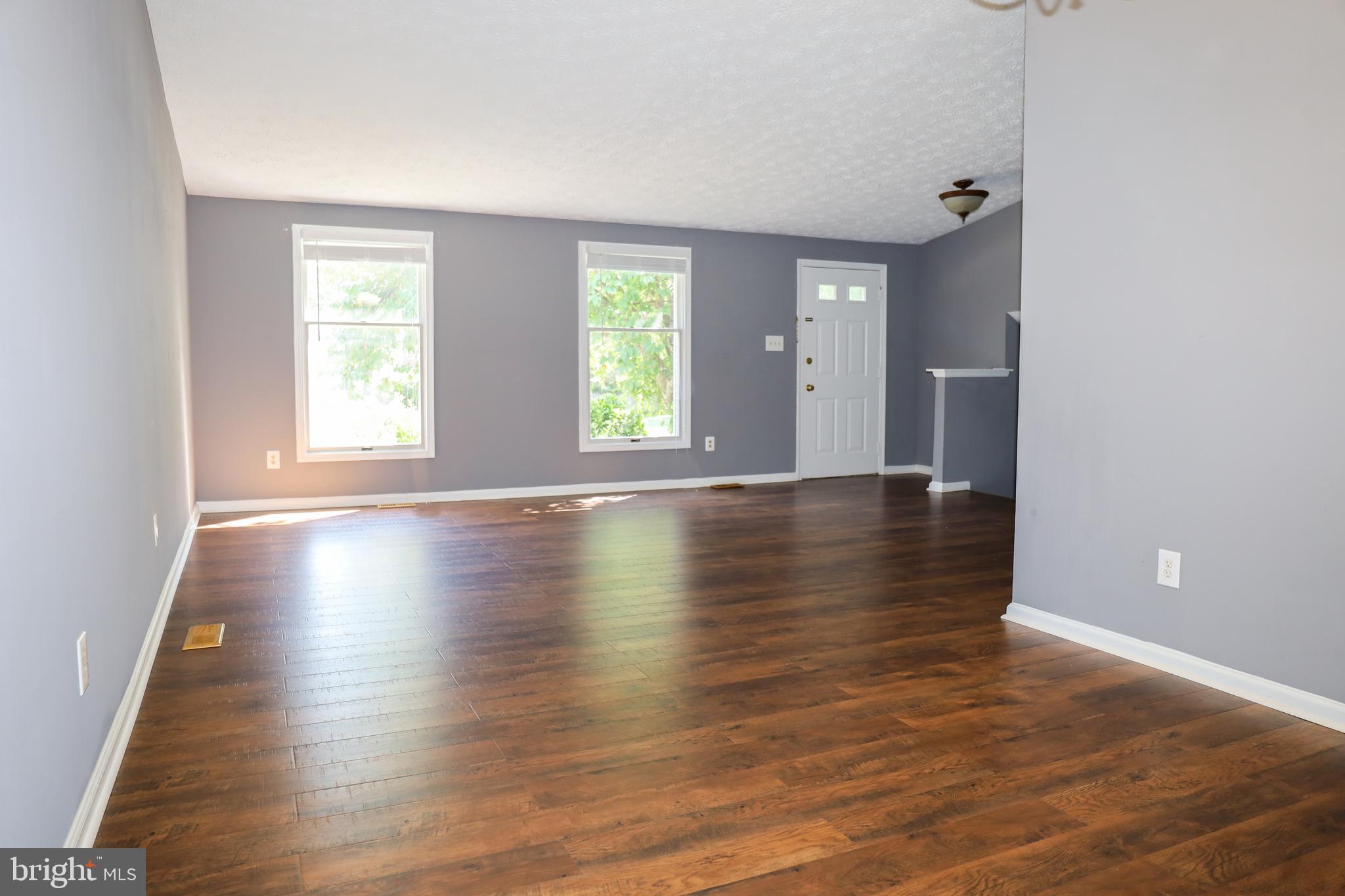 WEST OX CLUSTER - Residential Lease