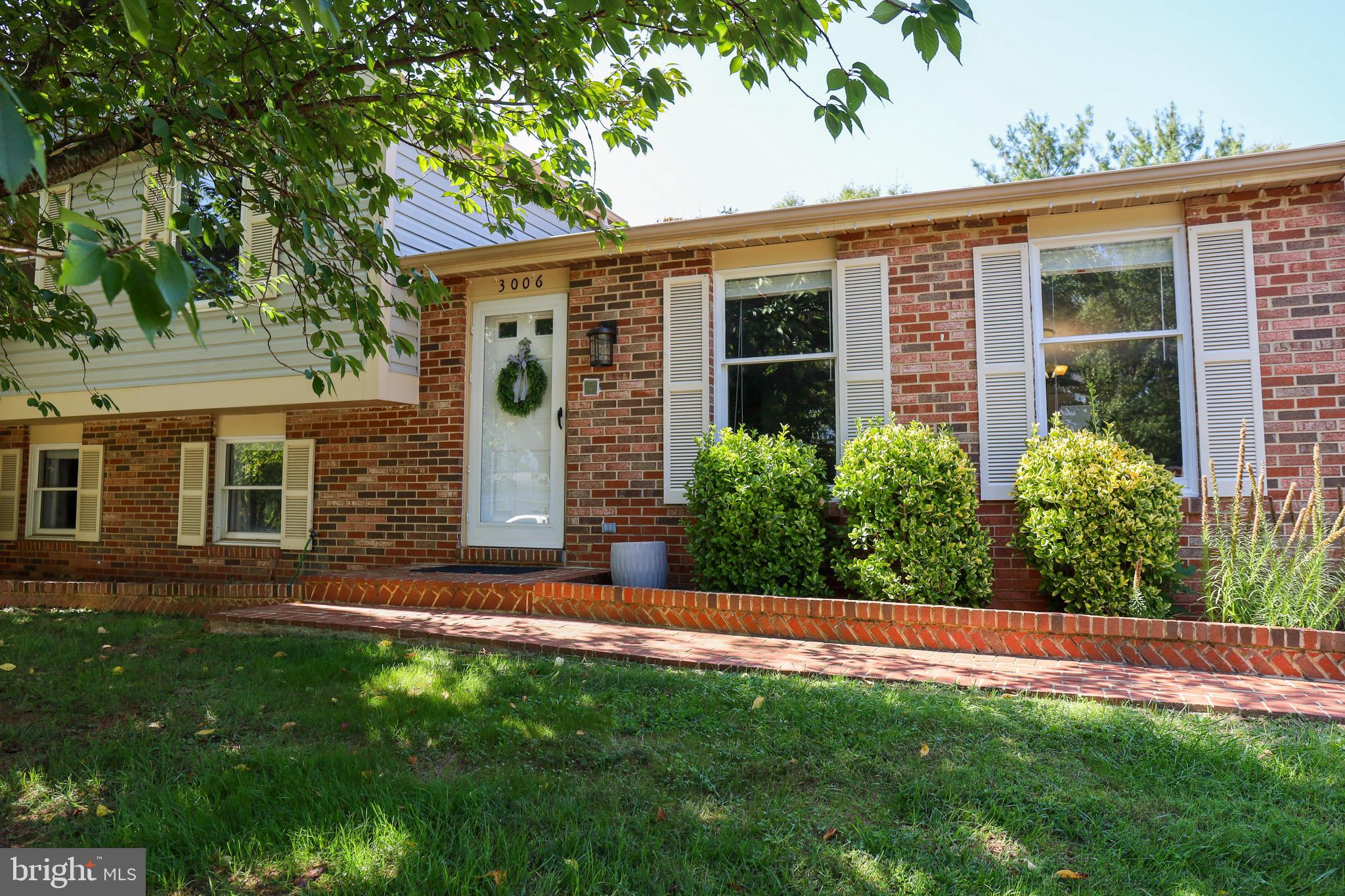 WEST OX CLUSTER - Residential Lease