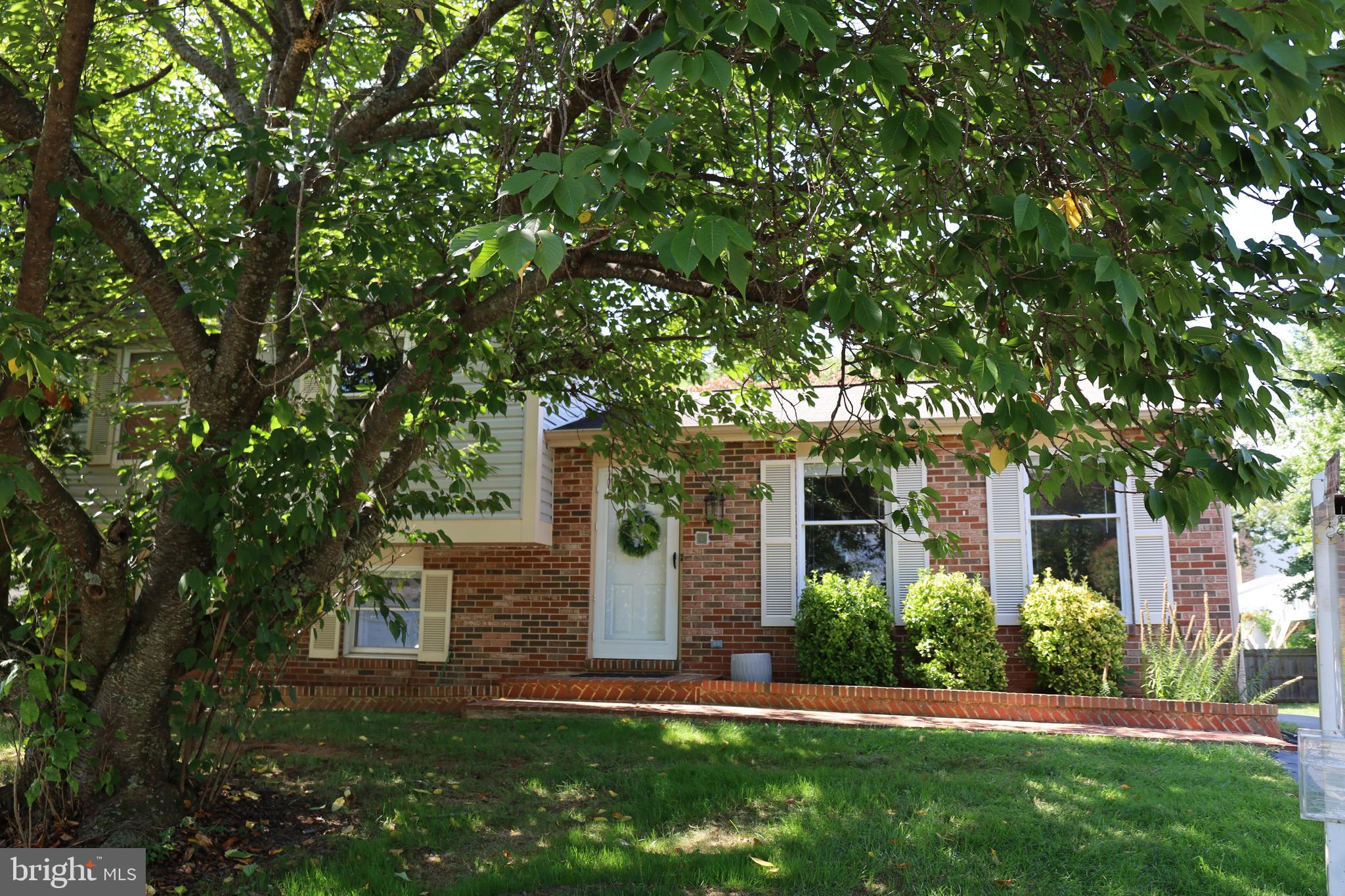 WEST OX CLUSTER - Residential Lease