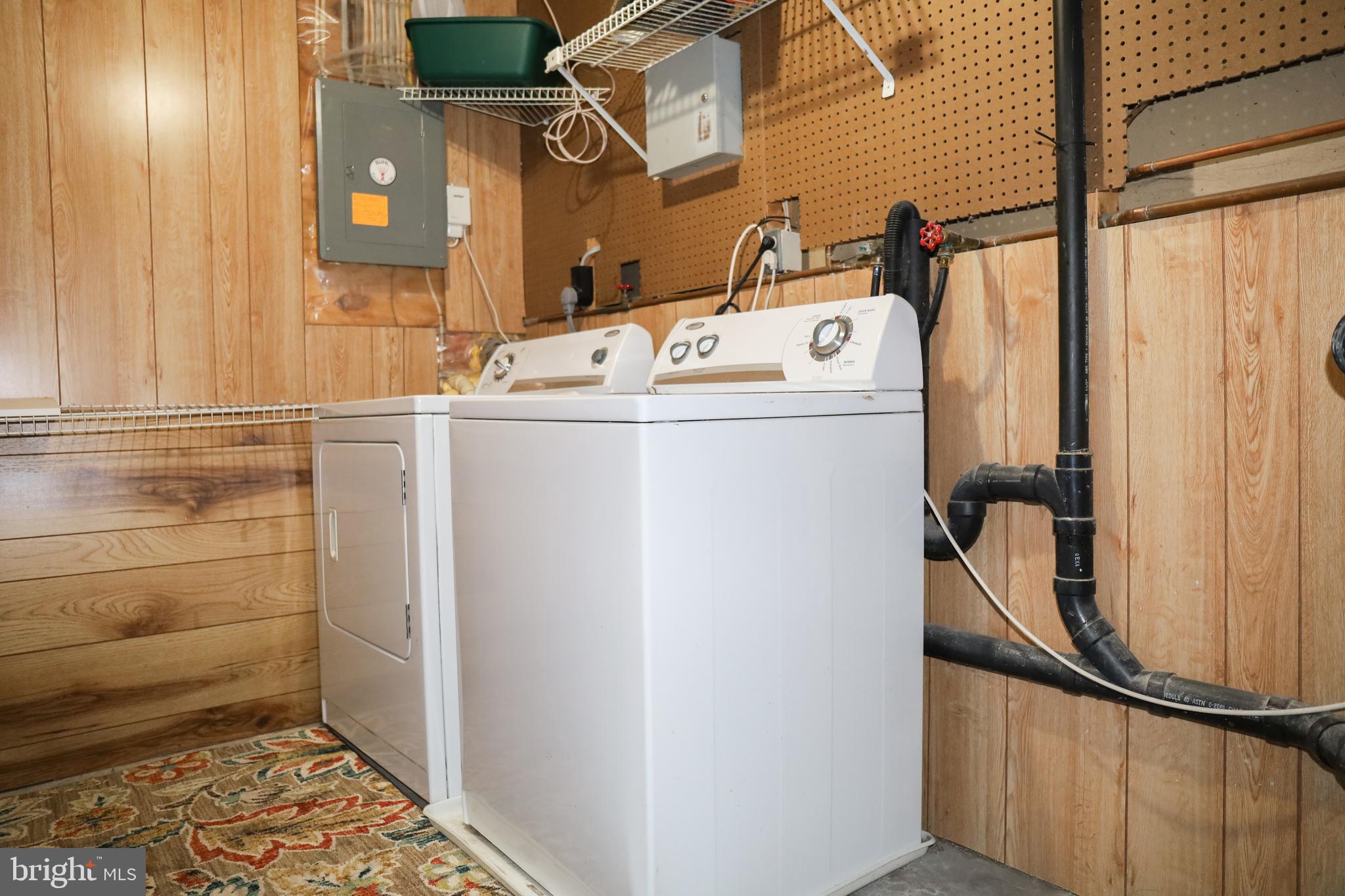 WEST OX CLUSTER - Residential Lease