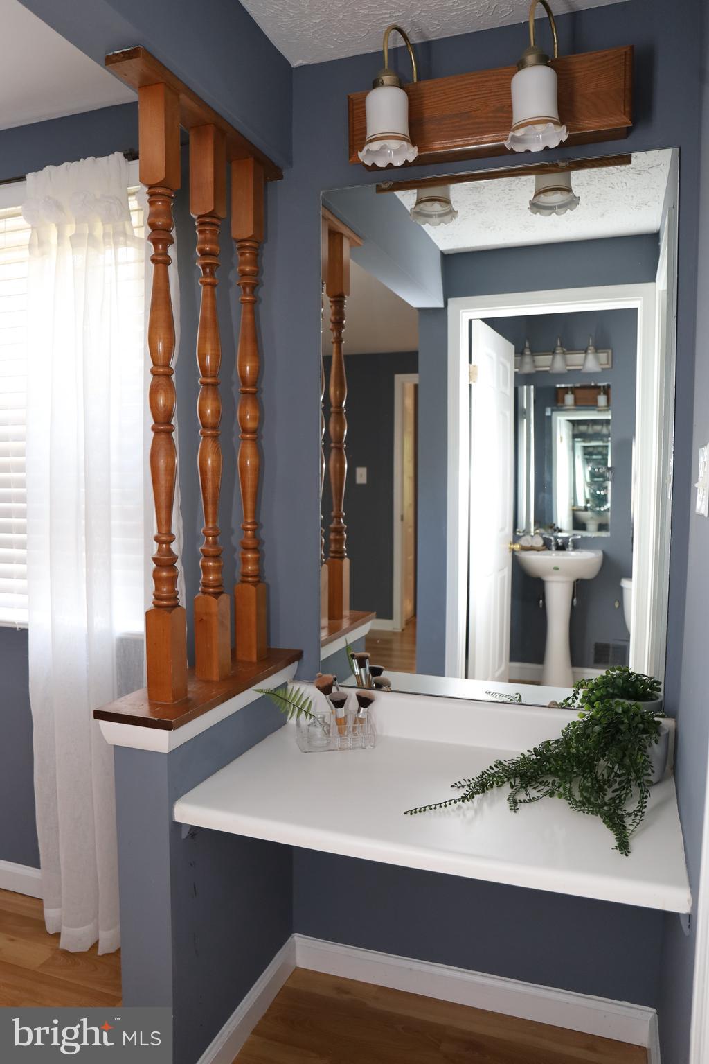 WEST OX CLUSTER - Residential Lease