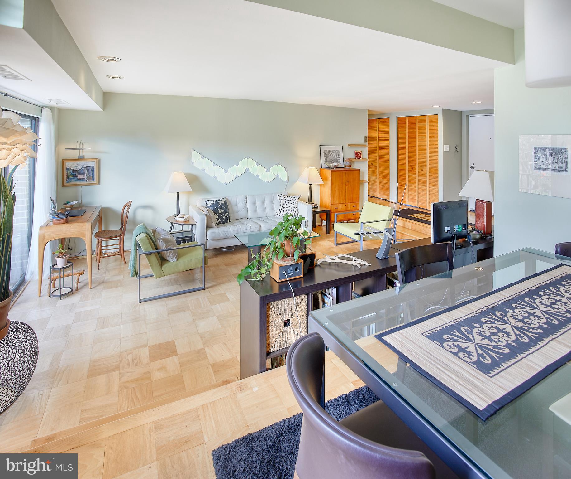 AMERICANA FINMARK - Residential