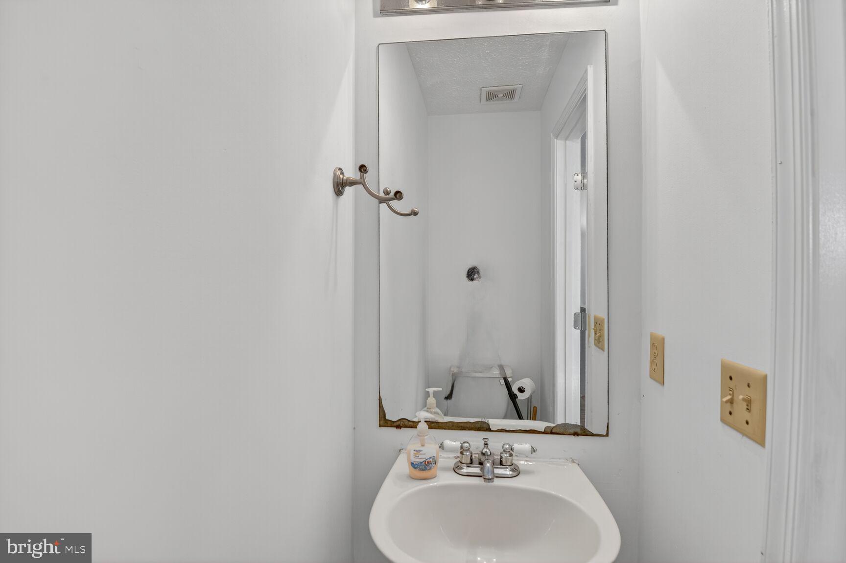 OXFORD LANDING - Residential