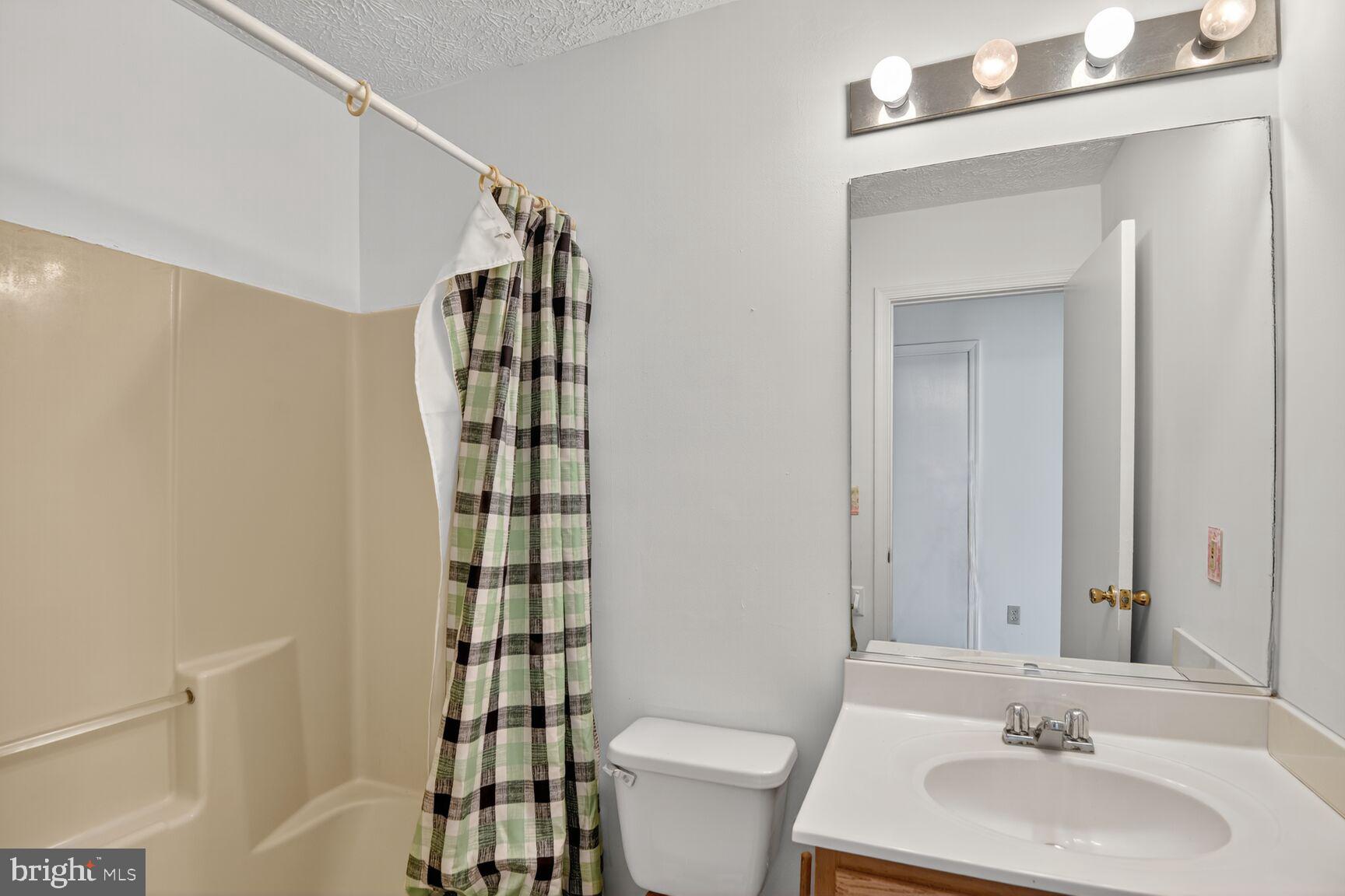 OXFORD LANDING - Residential