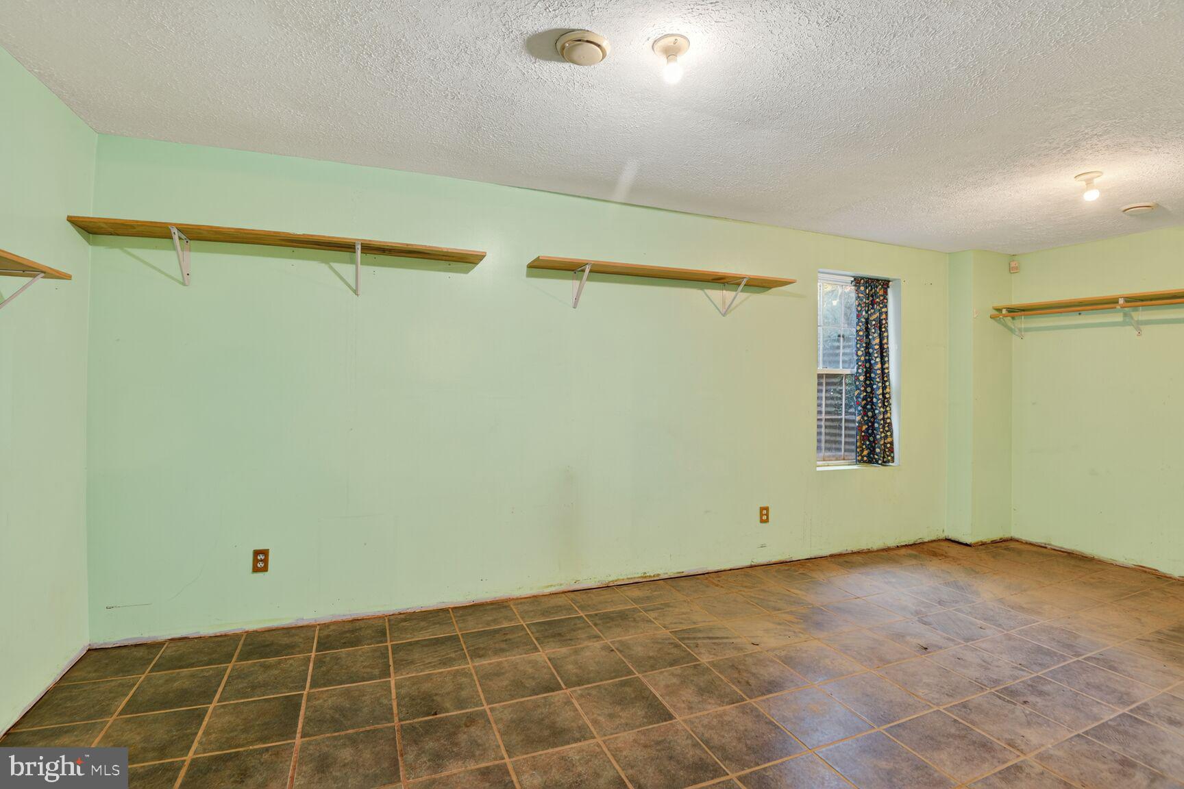 OXFORD LANDING - Residential