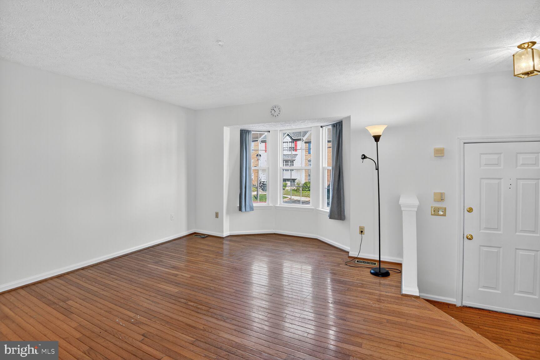 OXFORD LANDING - Residential