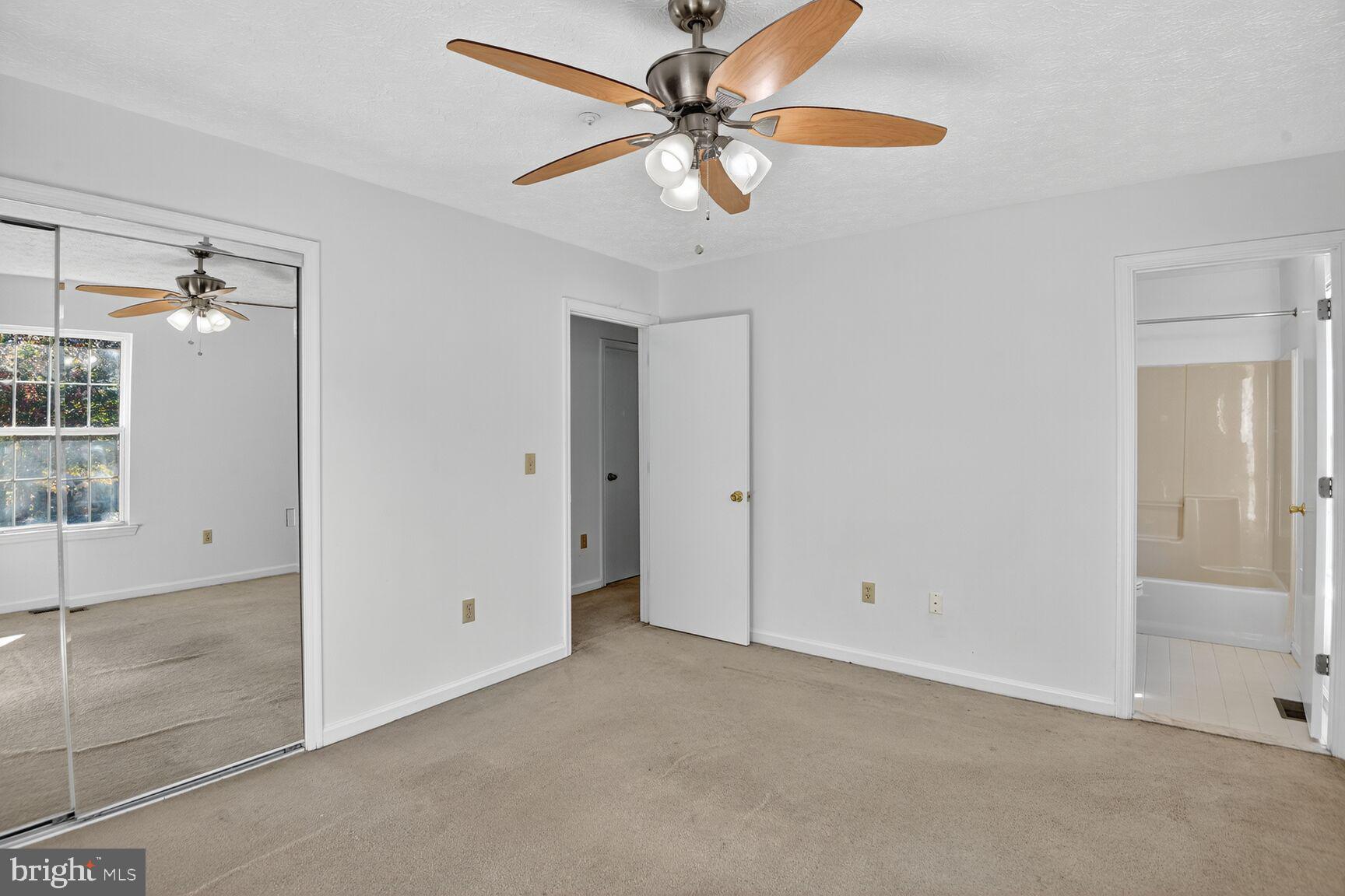 OXFORD LANDING - Residential