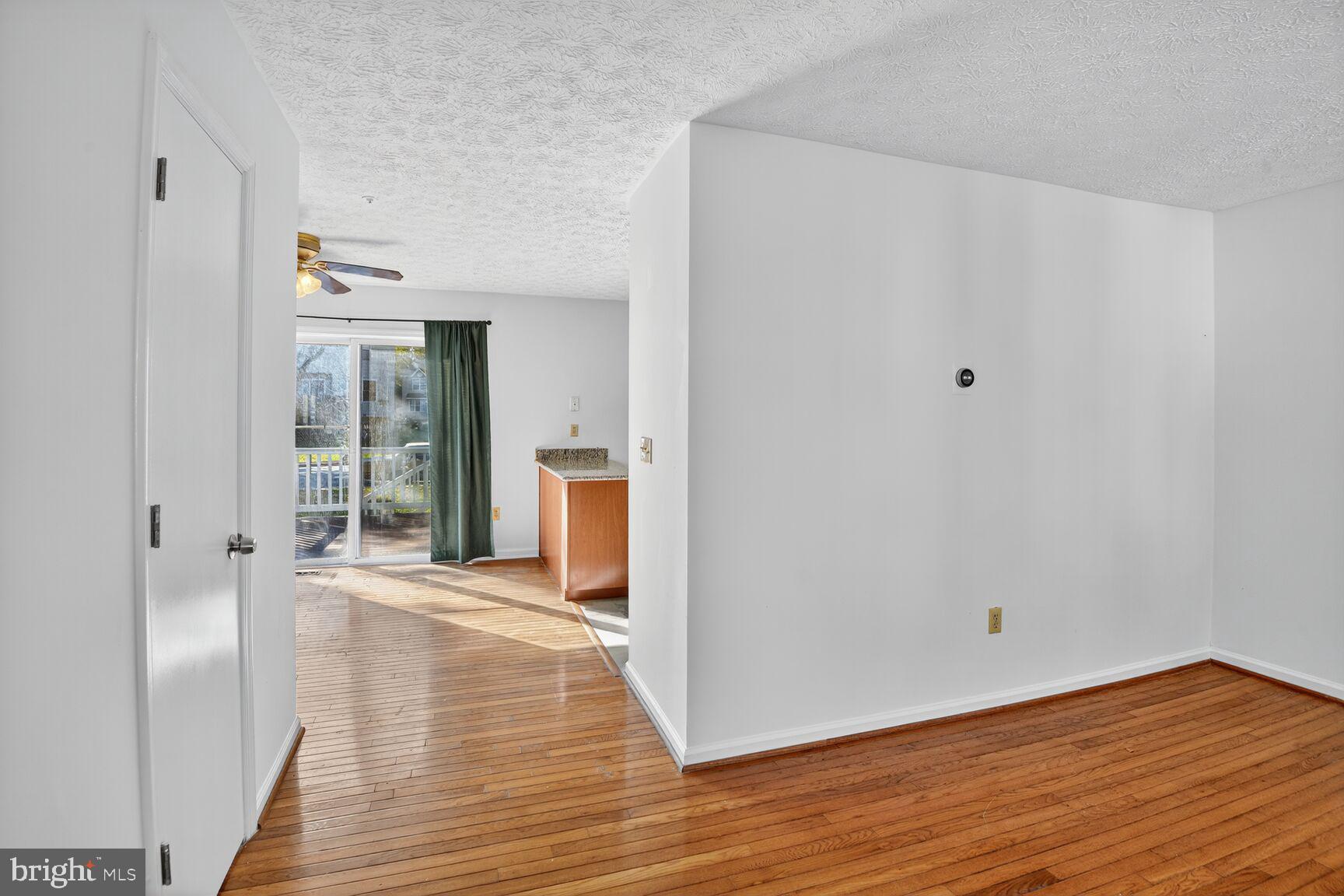 OXFORD LANDING - Residential