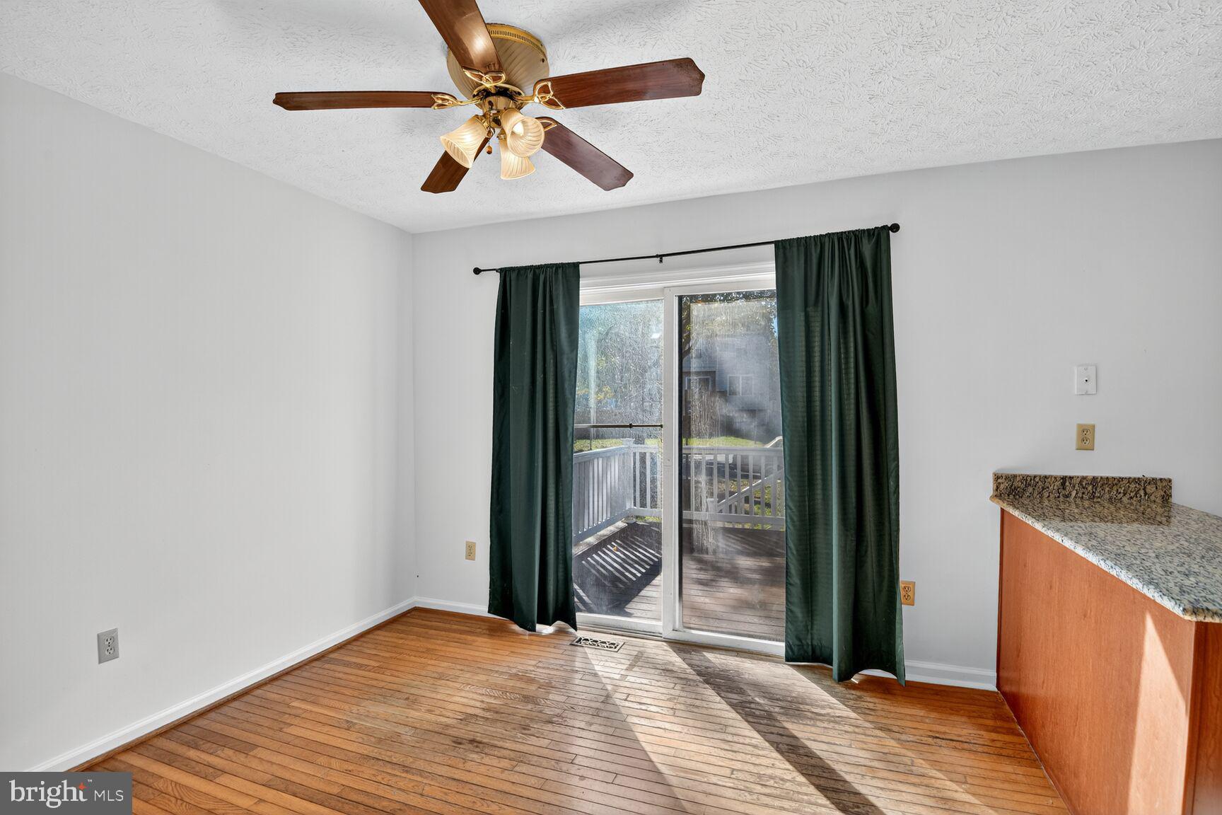 OXFORD LANDING - Residential