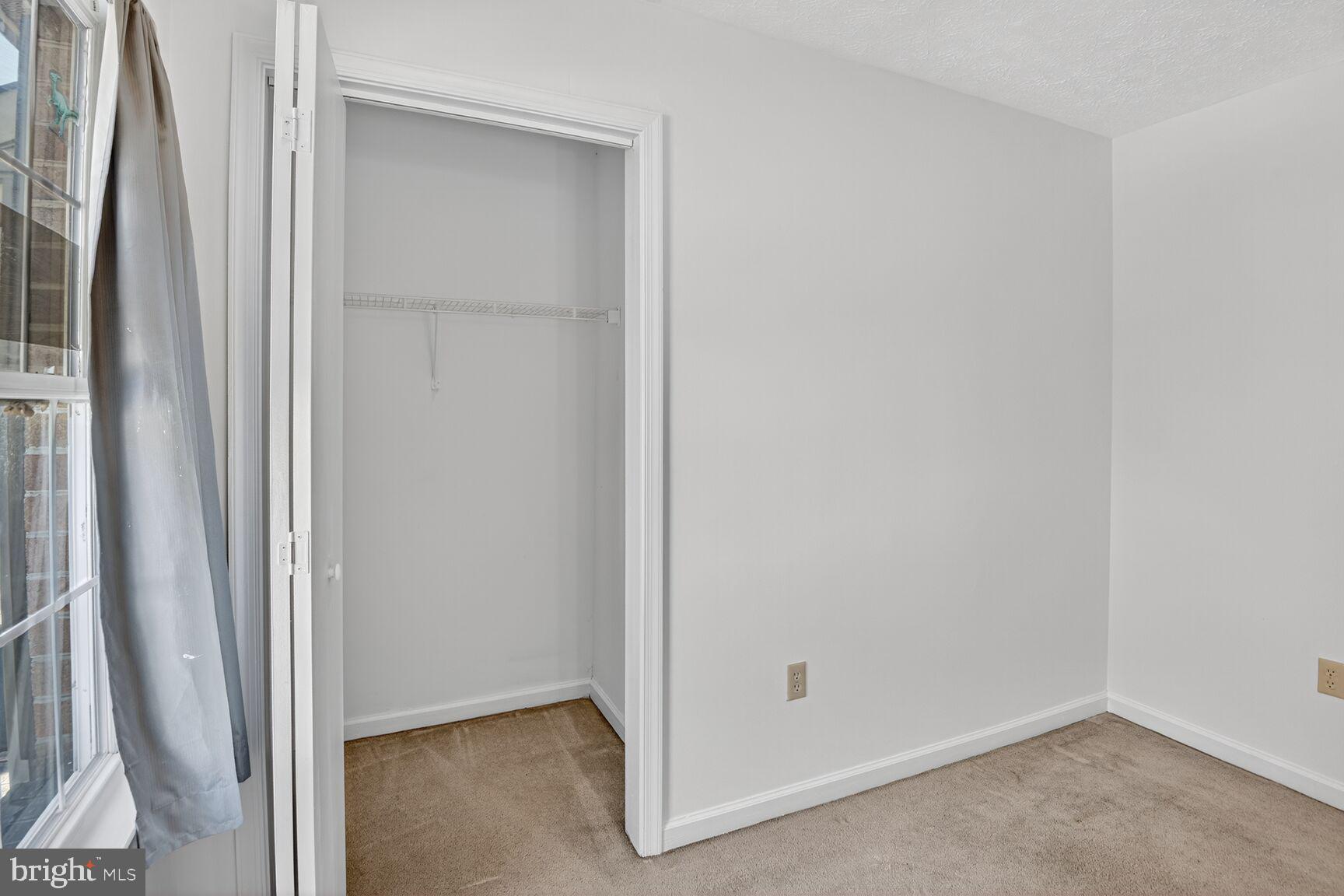 OXFORD LANDING - Residential