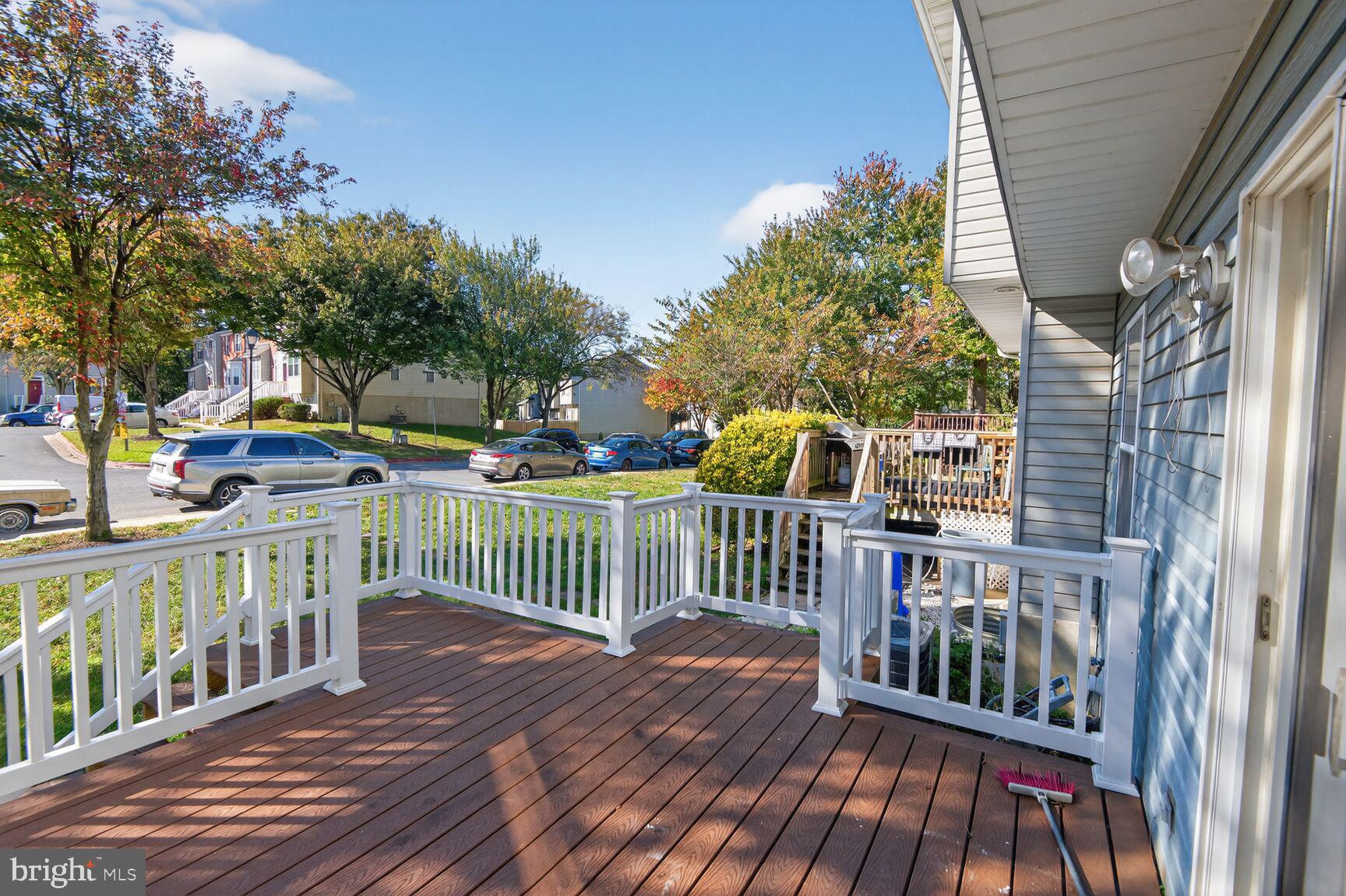 OXFORD LANDING - Residential