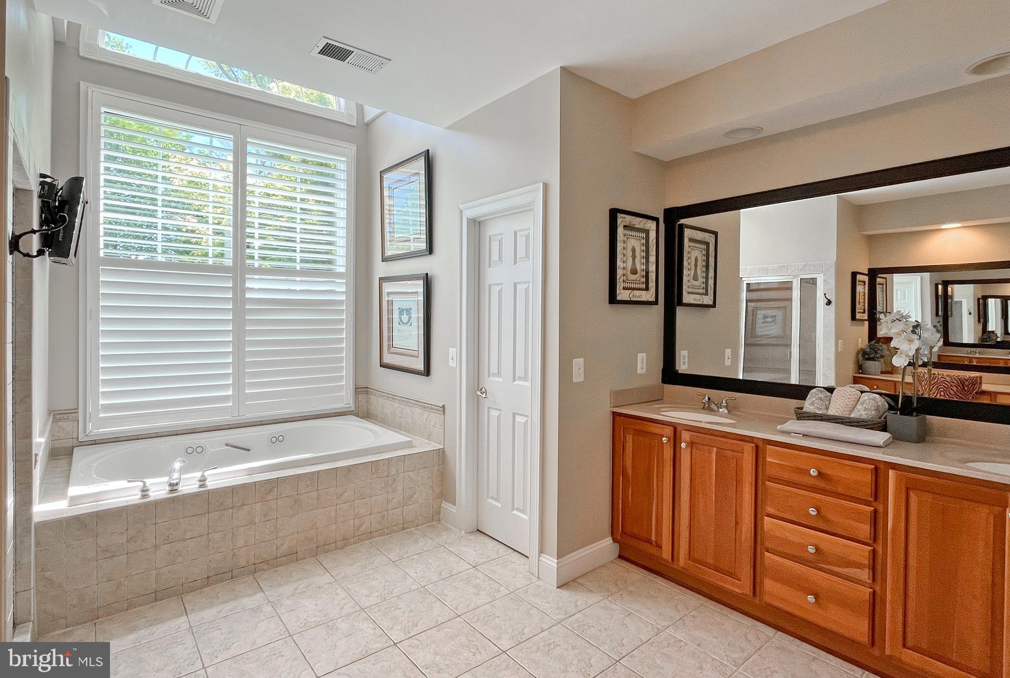 TULLAMORE ESTATES - Residential