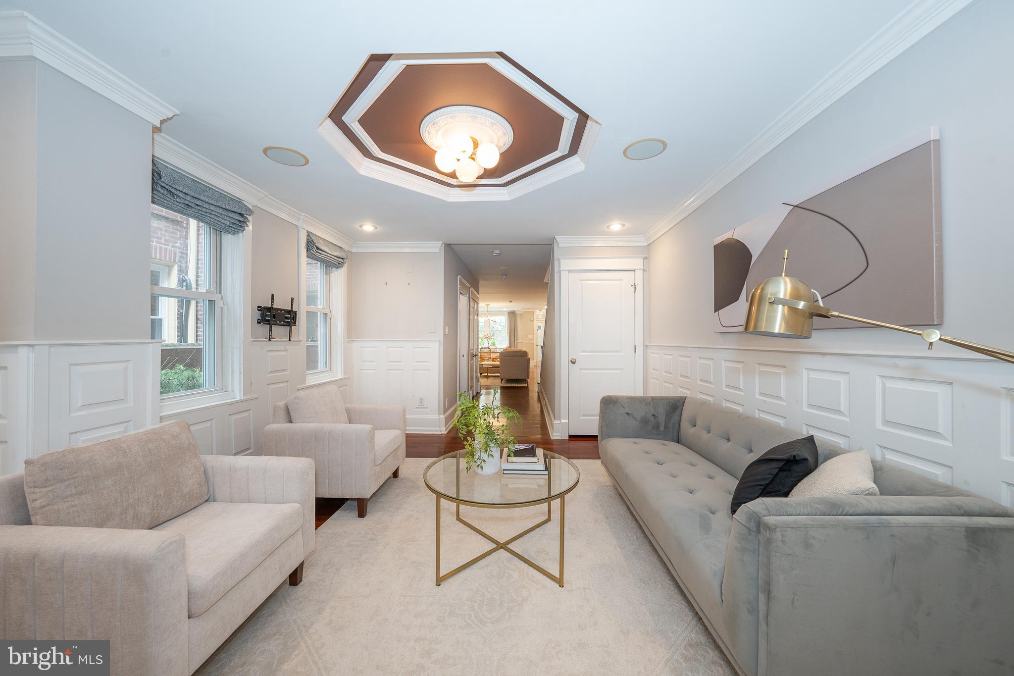 SOCIETY HILL - Residential