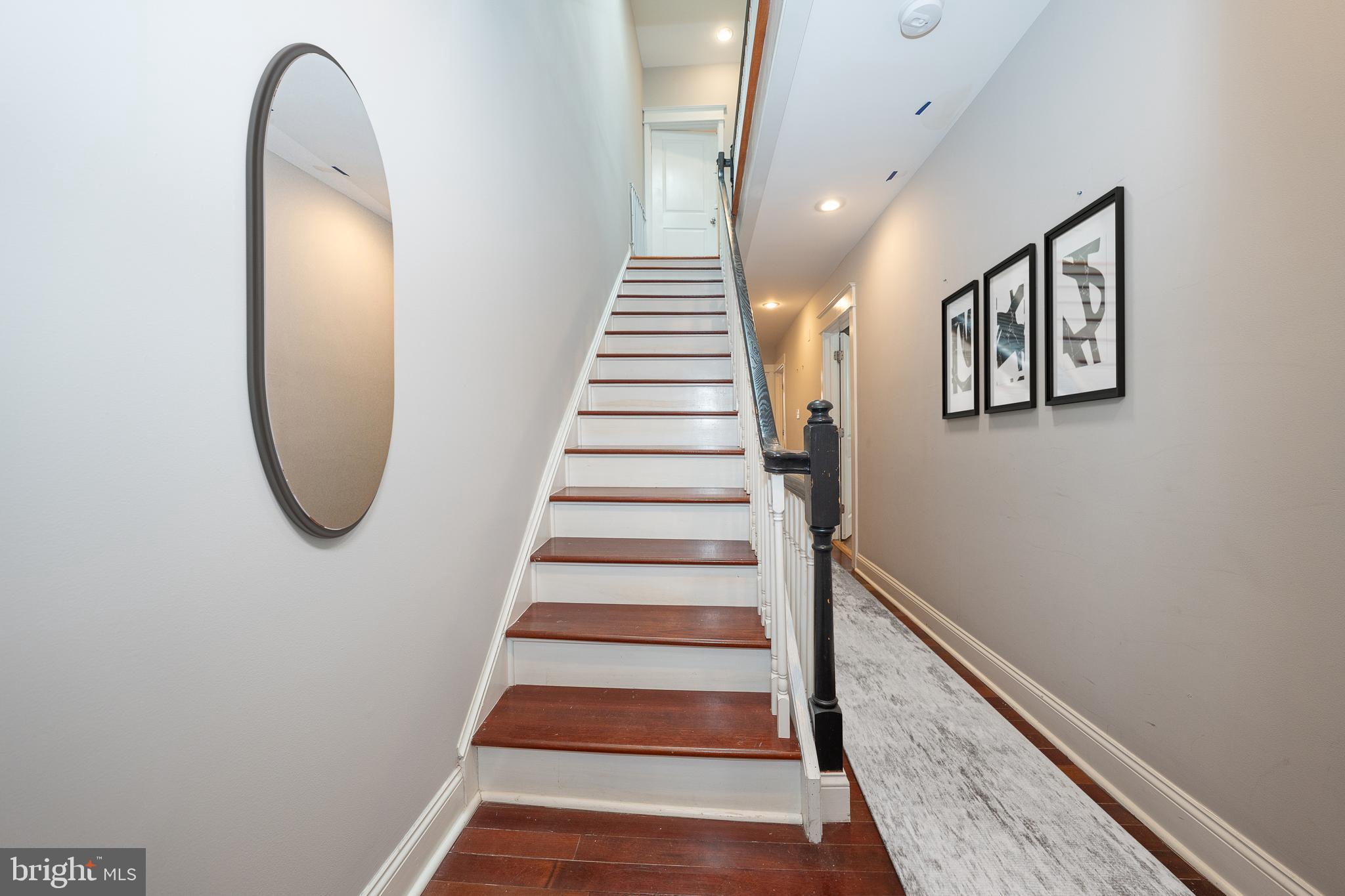 SOCIETY HILL - Residential