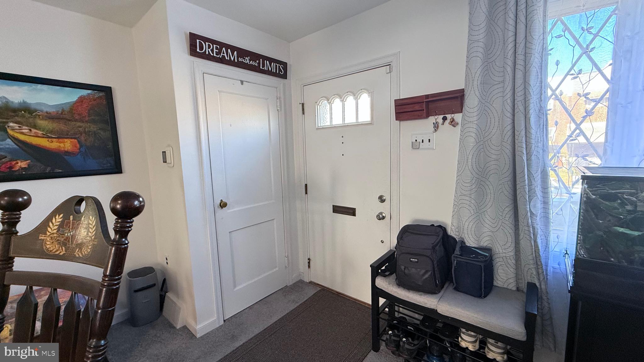 OXFORD CIRCLE - Residential