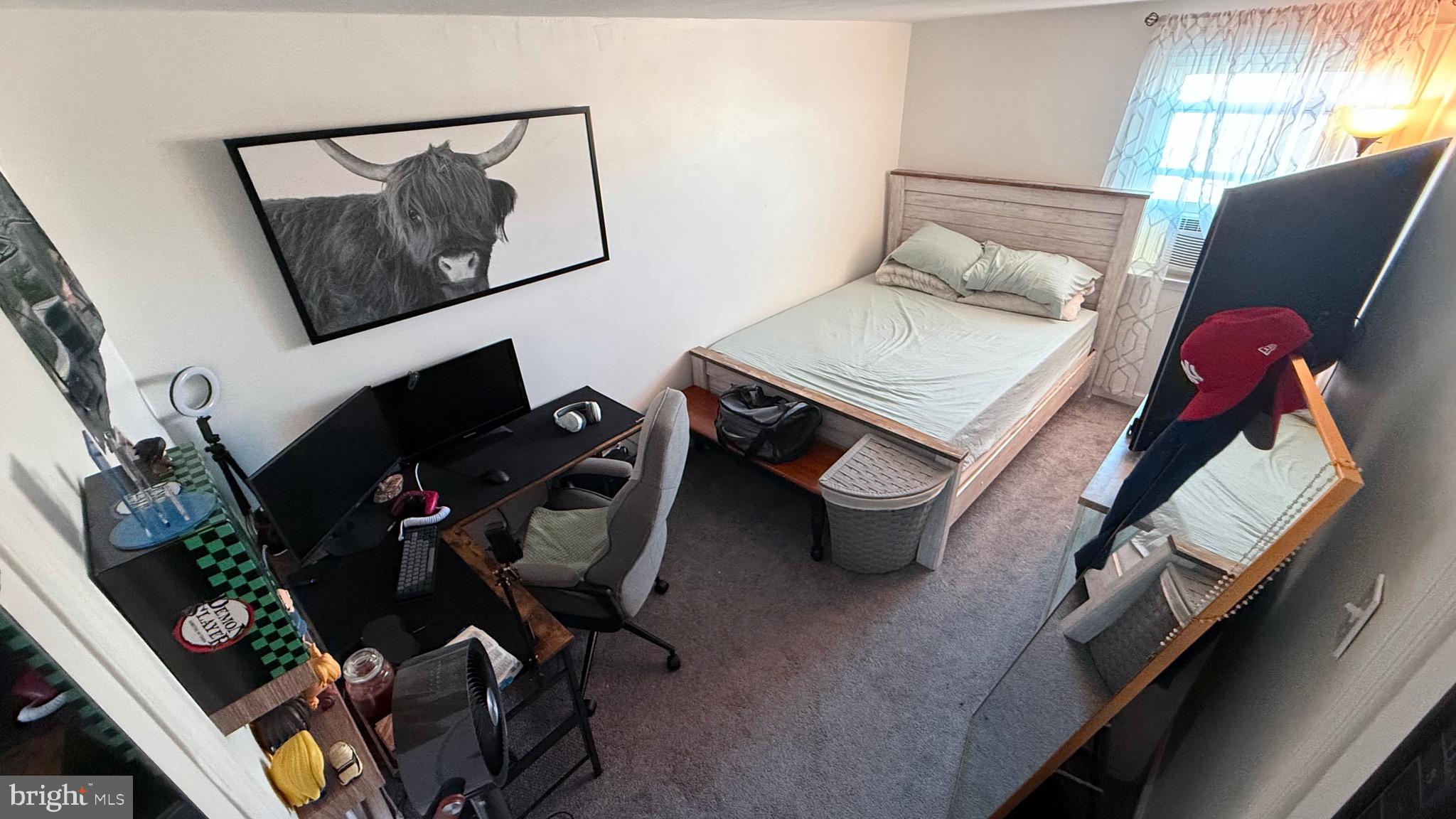 OXFORD CIRCLE - Residential