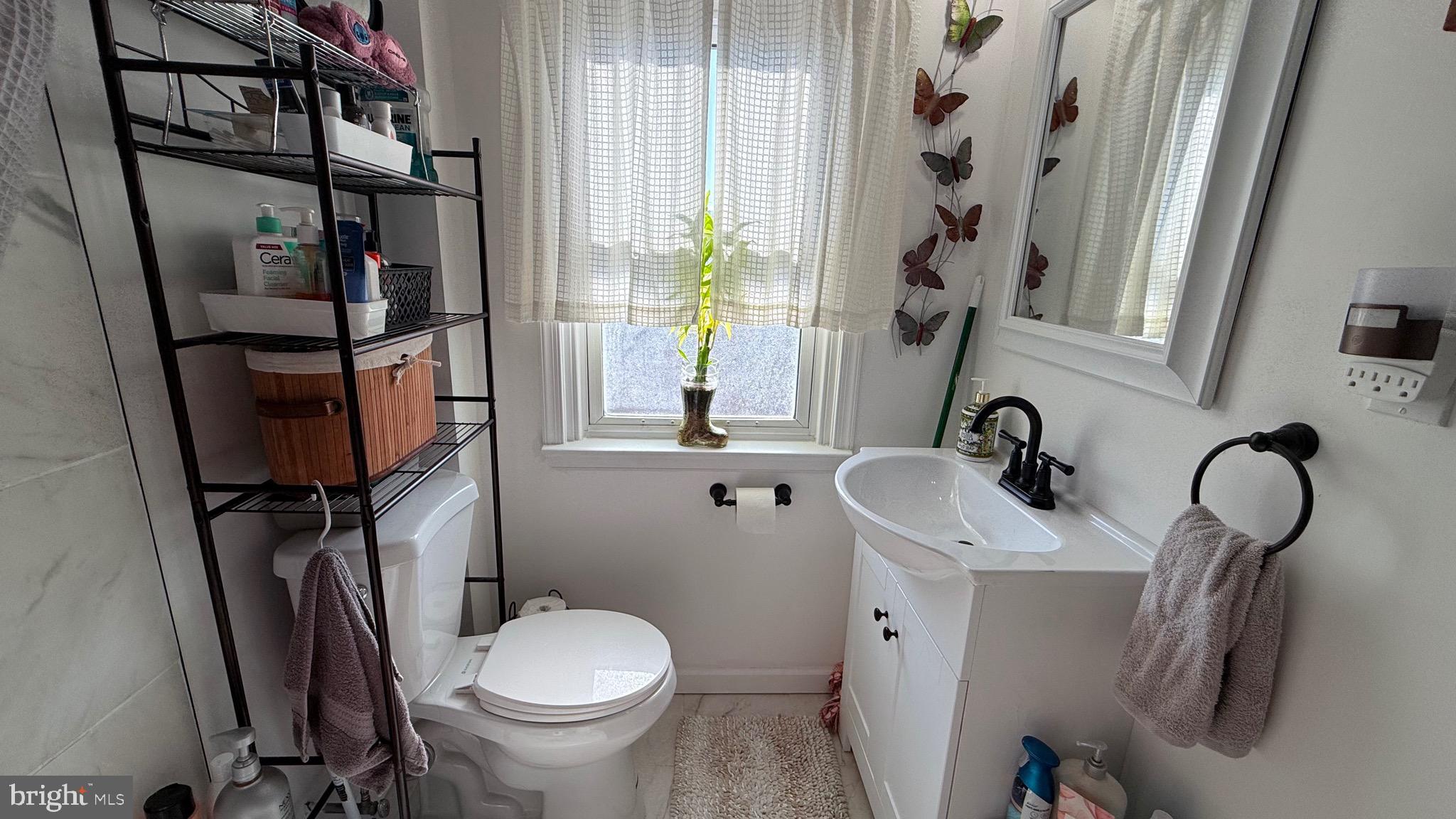 OXFORD CIRCLE - Residential