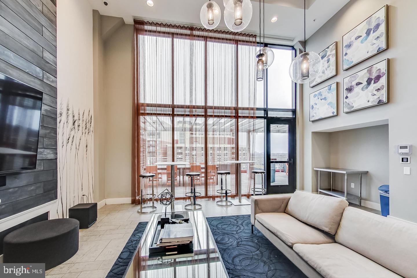 DOWNTOWN SILVER SPRING - Residential