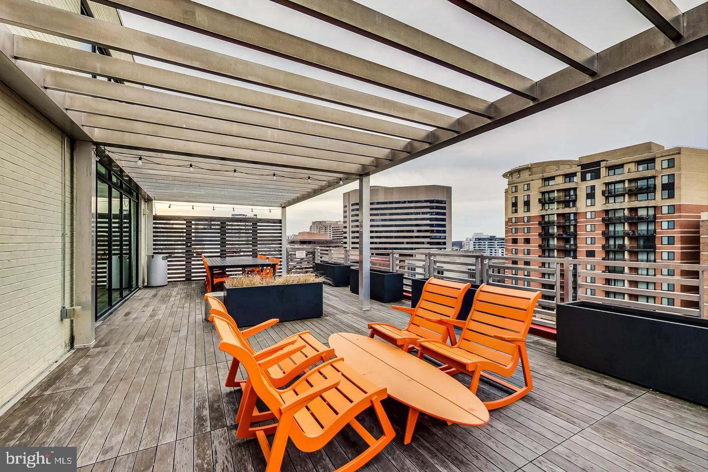 DOWNTOWN SILVER SPRING - Residential