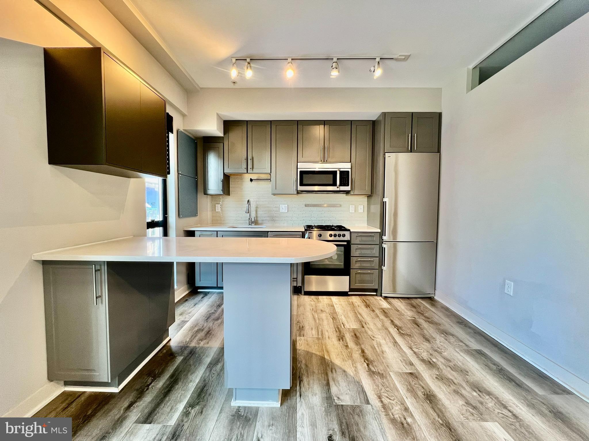 DOWNTOWN SILVER SPRING - Residential