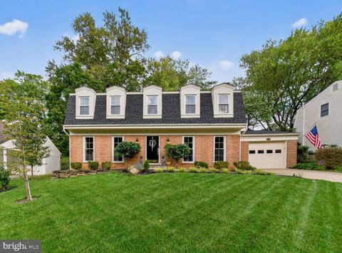 Photo of 8703 Etta Drive, SPRINGFIELD, VA 22152 (MLS # VAFX2285166)